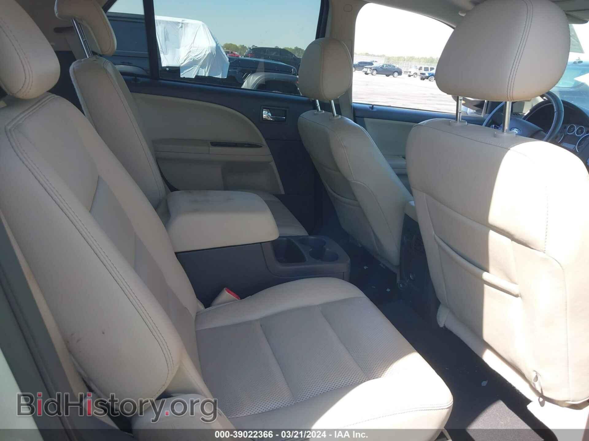 2008 FORD TAURUS X - VIN: 1FMDK02W68GA22287 - Photo 8