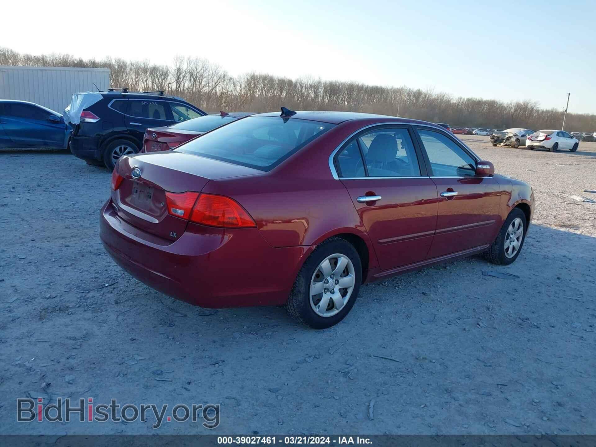 2009 KIA OPTIMA - VIN: KNAGE228295321971 - Фото 4