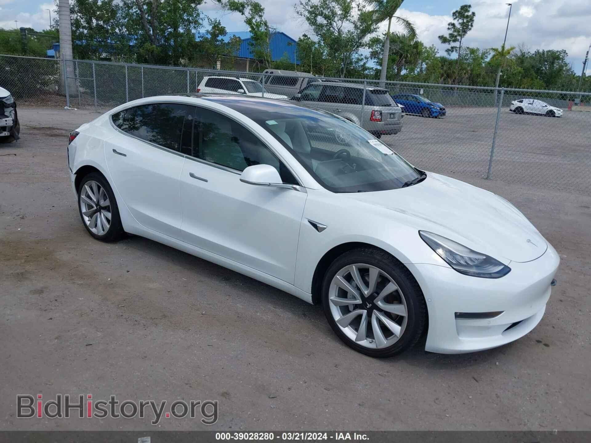Фотография 5YJ3E1EB2JF112039 - TESLA MODEL 3 2018