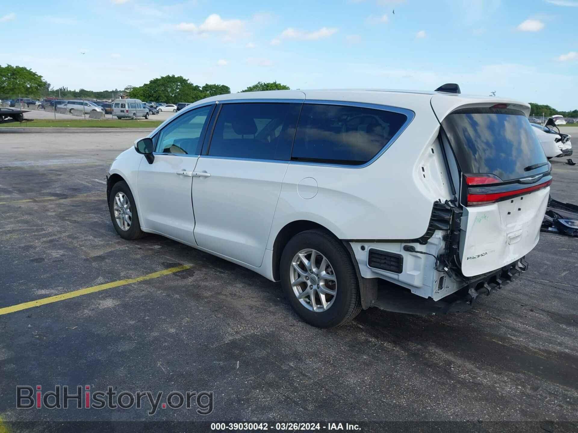 2023 CHRYSLER PACIFICA - VIN: 2C4RC1BG6PR533825 - Фото 3