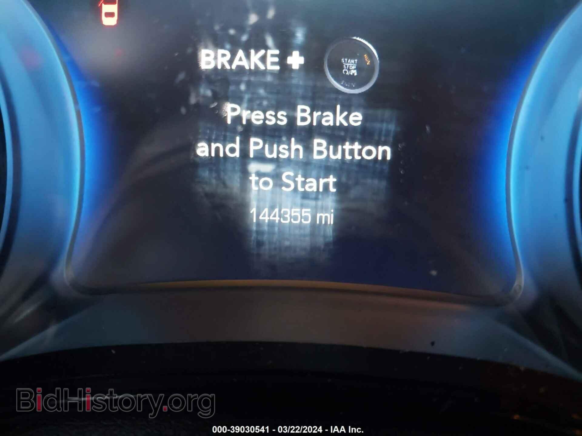 2019 CHRYSLER 300 - VIN: 2C3CCABG2KH559704 - Фото 7
