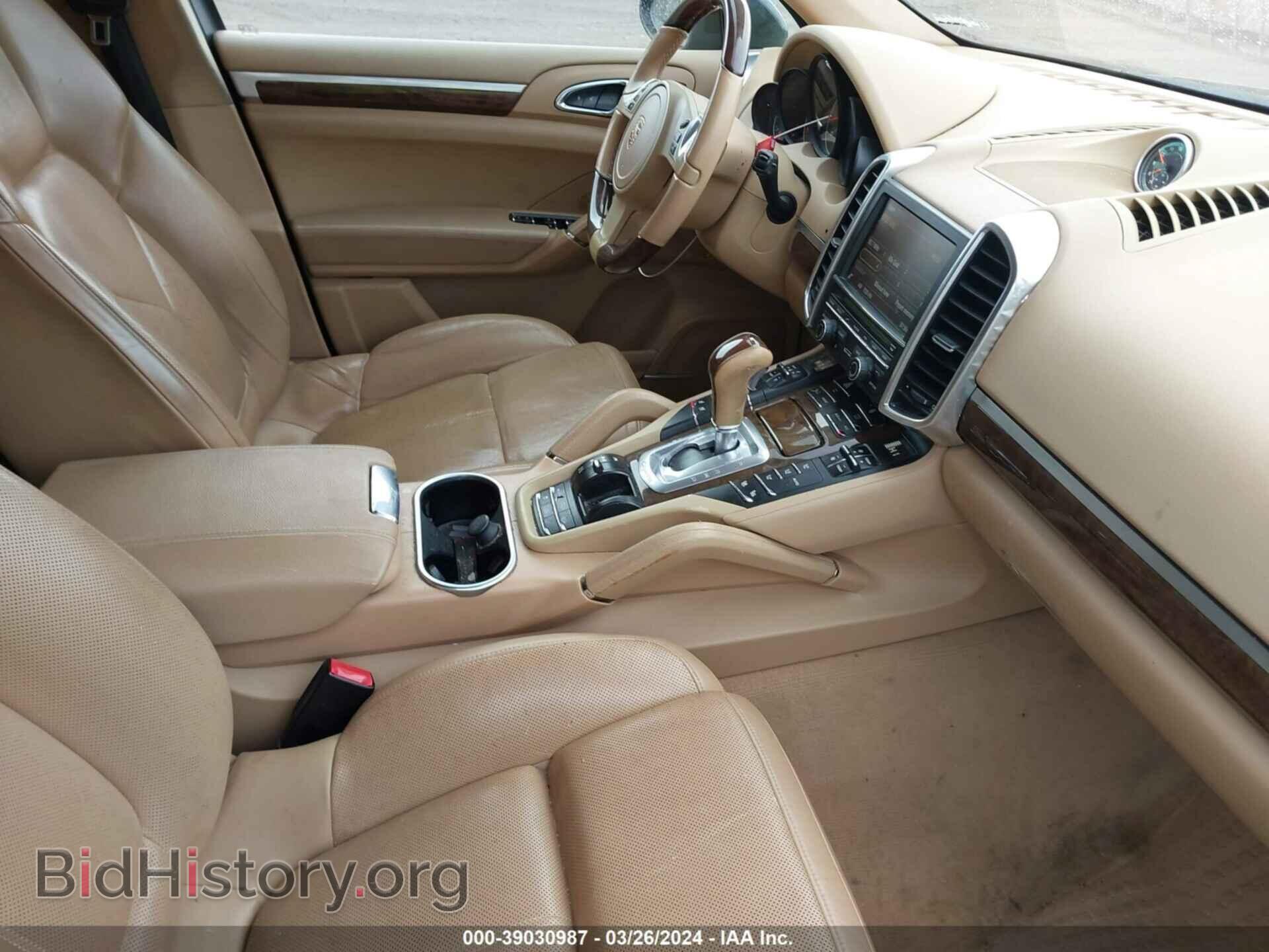 2013 PORSCHE CAYENNE - VIN: WP1AA2A27DLA07012 - Photo 5