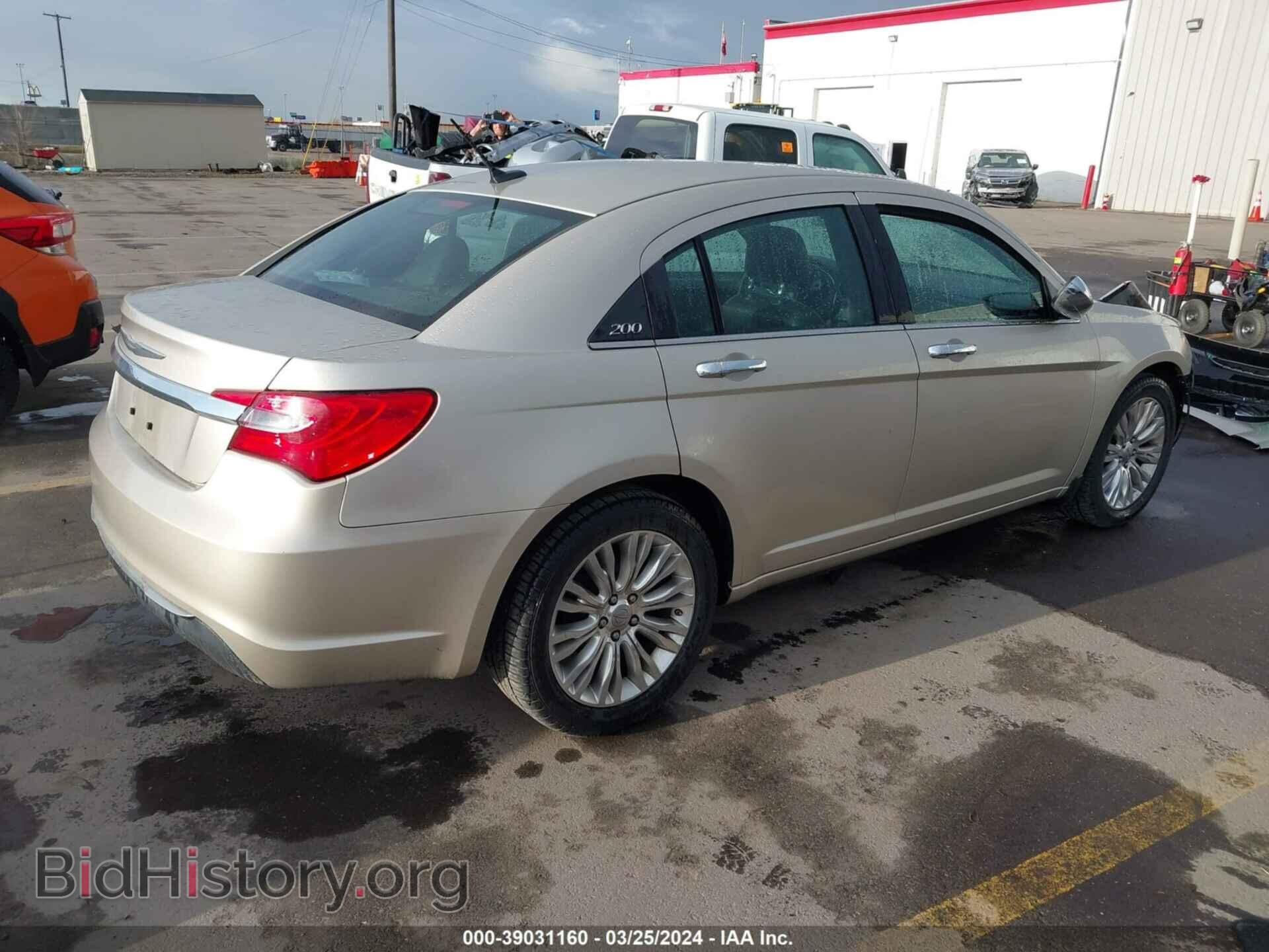 2013 CHRYSLER 200 - VIN: 1C3CCBCG1DN676897 - Фото 4