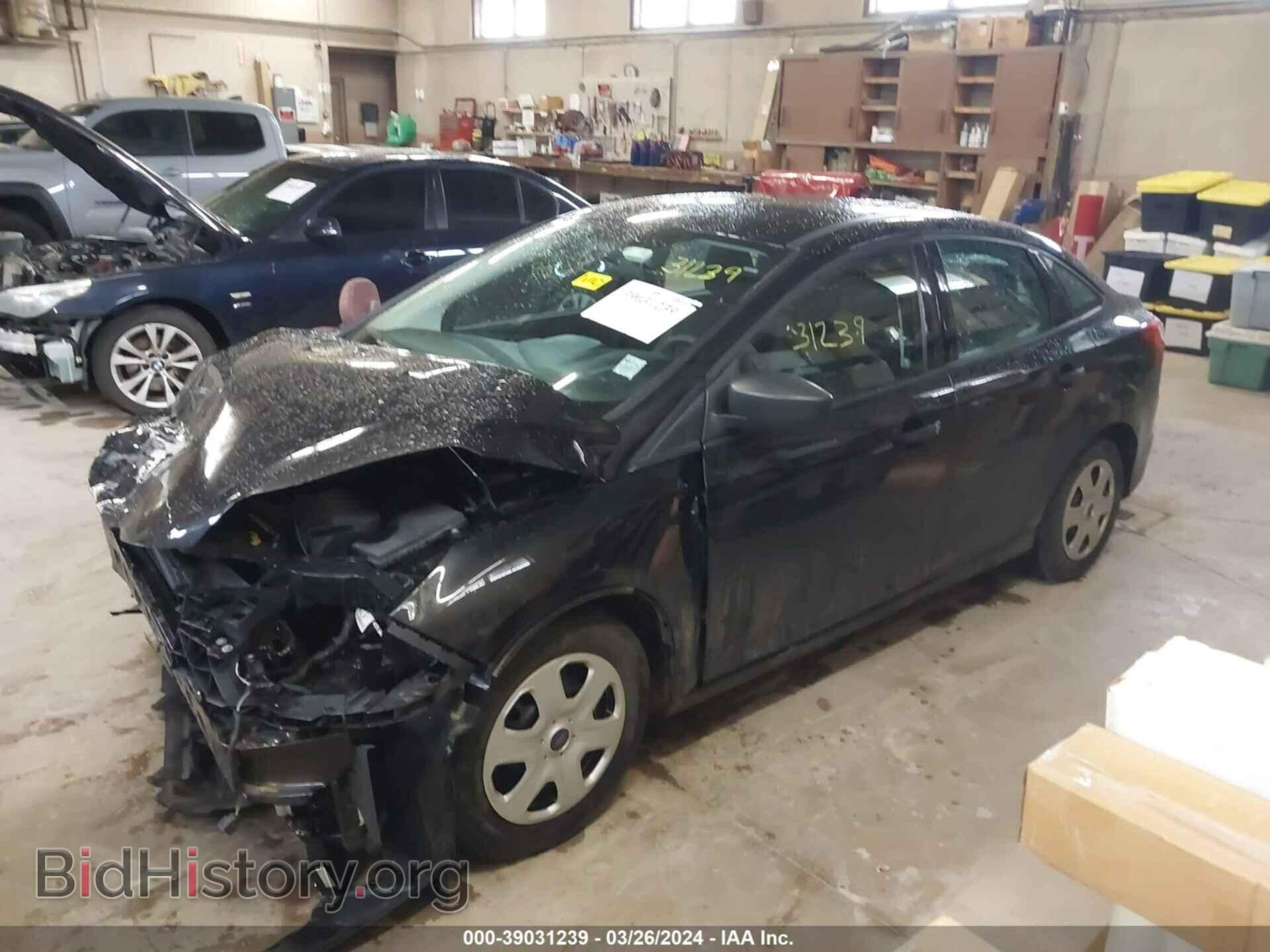 2013 FORD FOCUS - VIN: 1FADP3E26DL199980 - Фото 2