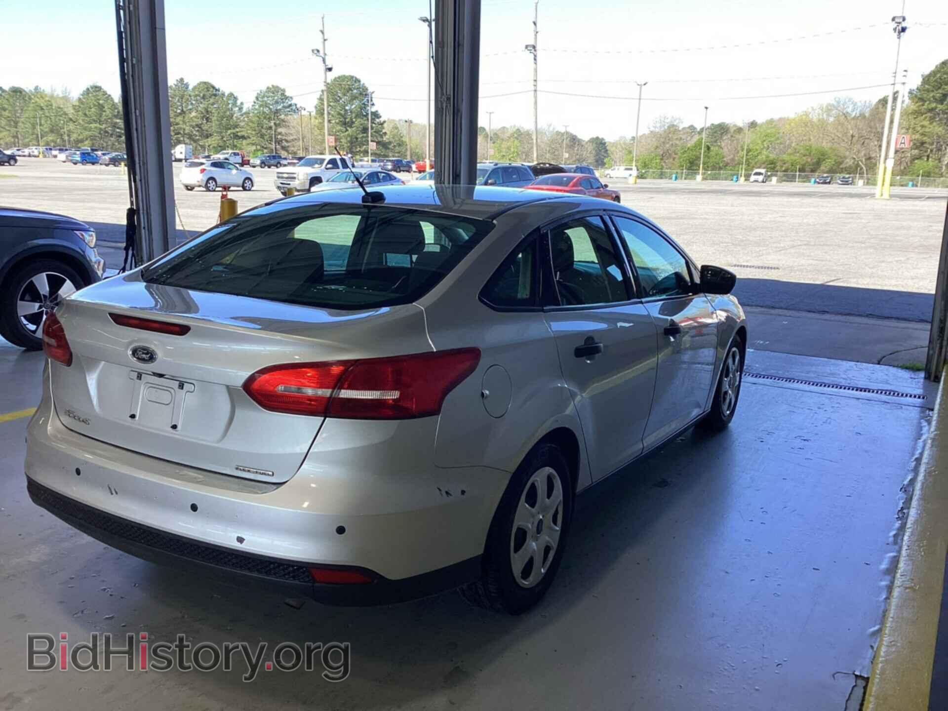 2016 FORD FOCUS - VIN: 1FADP3E25GL311138 - Фото 2