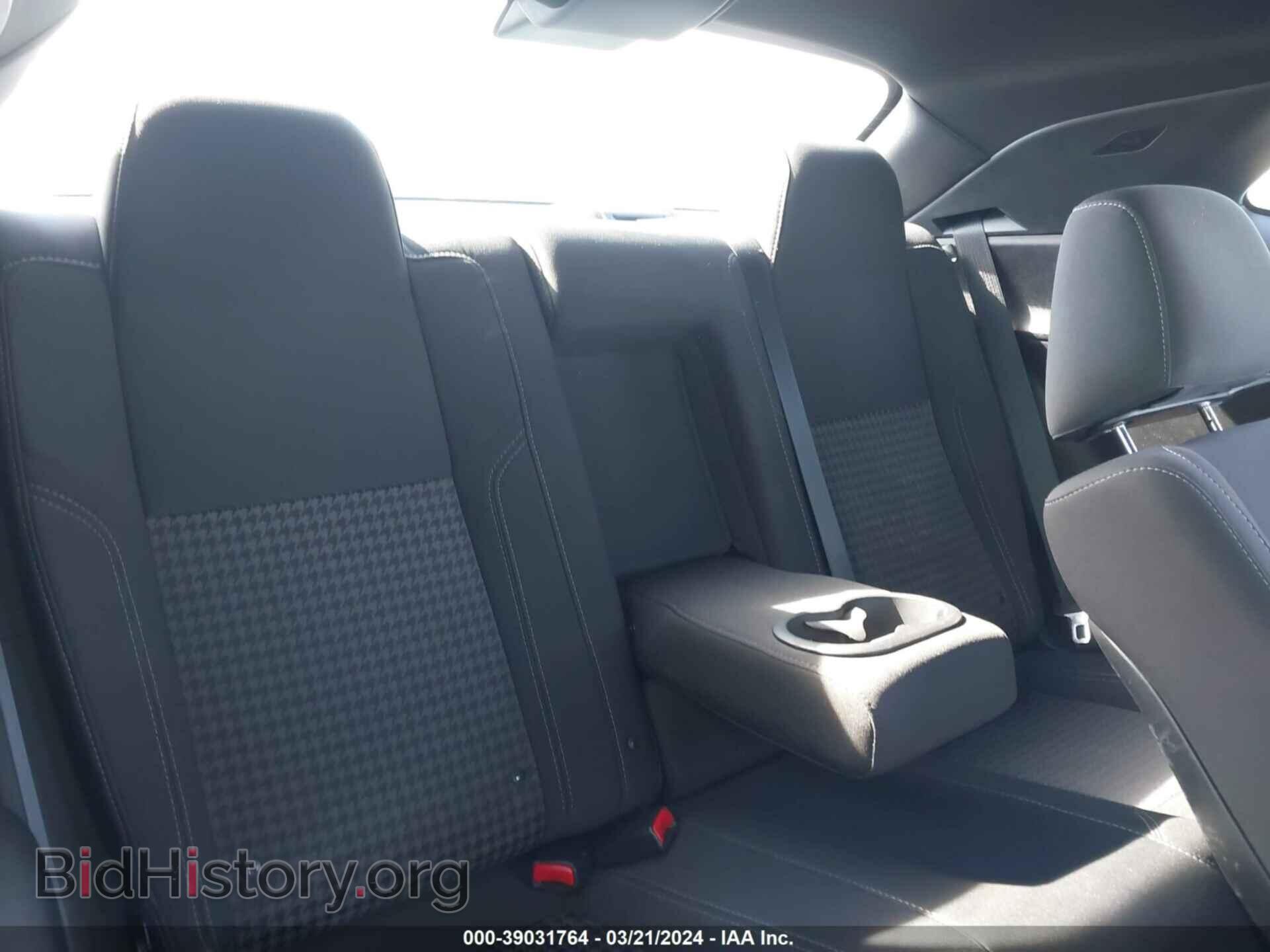 2018 DODGE CHALLENGER - VIN: 2C3CDZAG5JH242561 - Photo 8