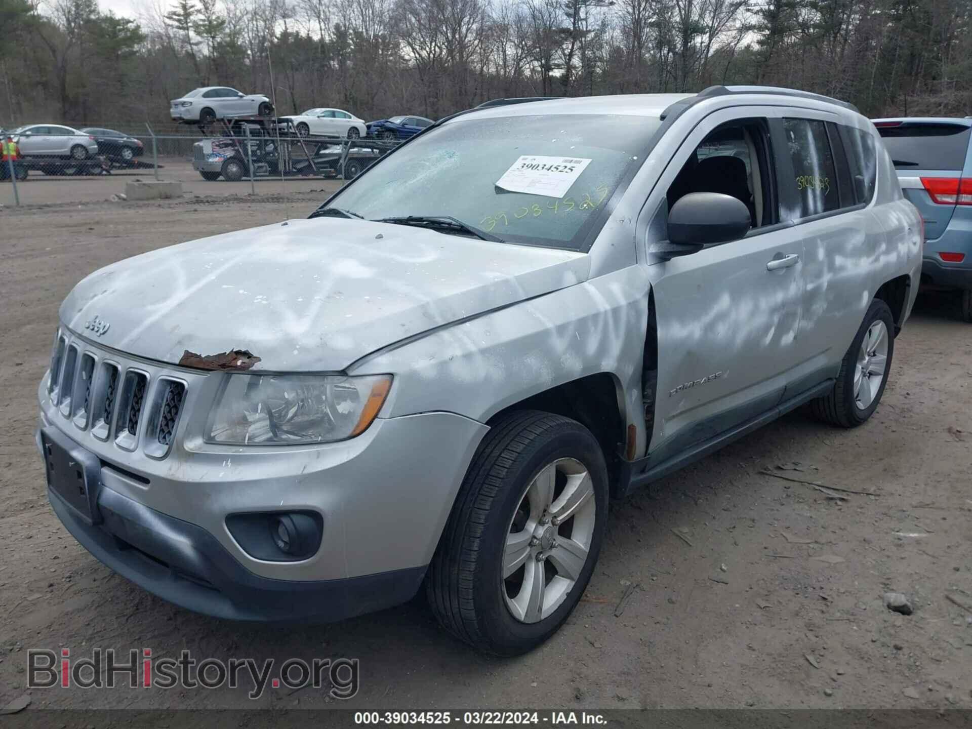 2011 JEEP COMPASS - VIN: 1J4NF1FB5BD215530 - Фото 2