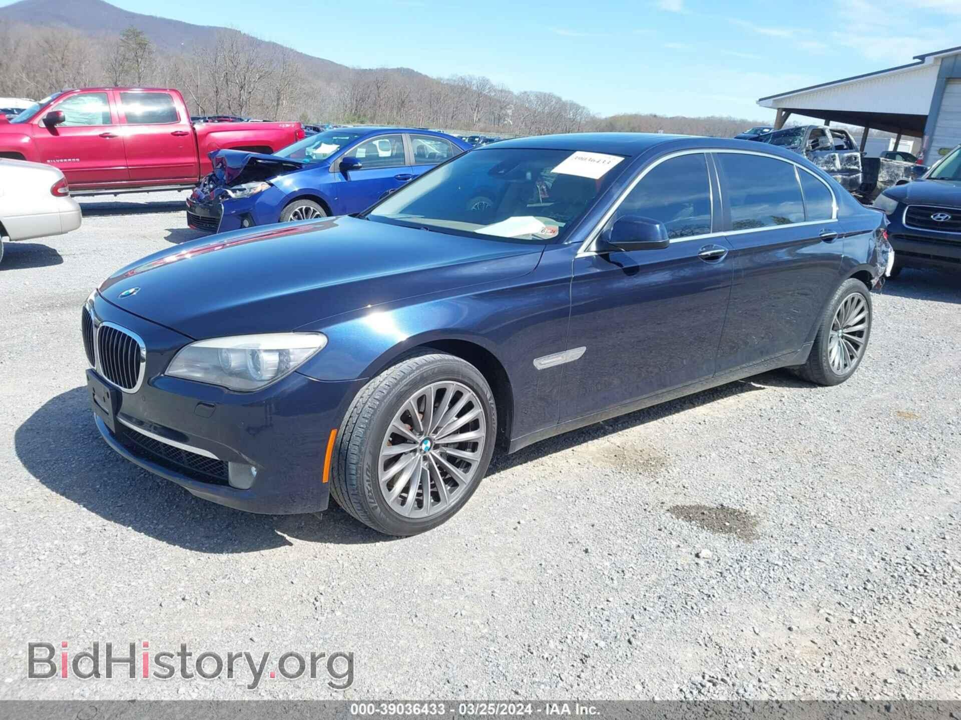 2011 BMW 750LI - VIN: WBAKB8C53BC852298 - Фото 2
