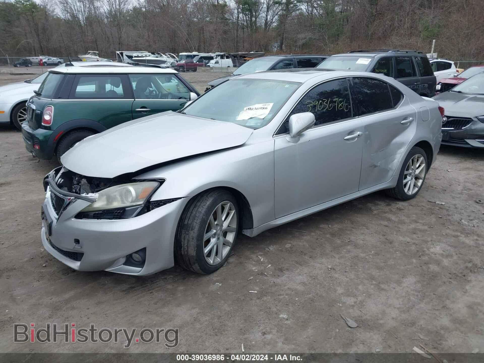 2011 LEXUS IS 250 - VIN: JTHCF5C26B5047592 - Фото 2