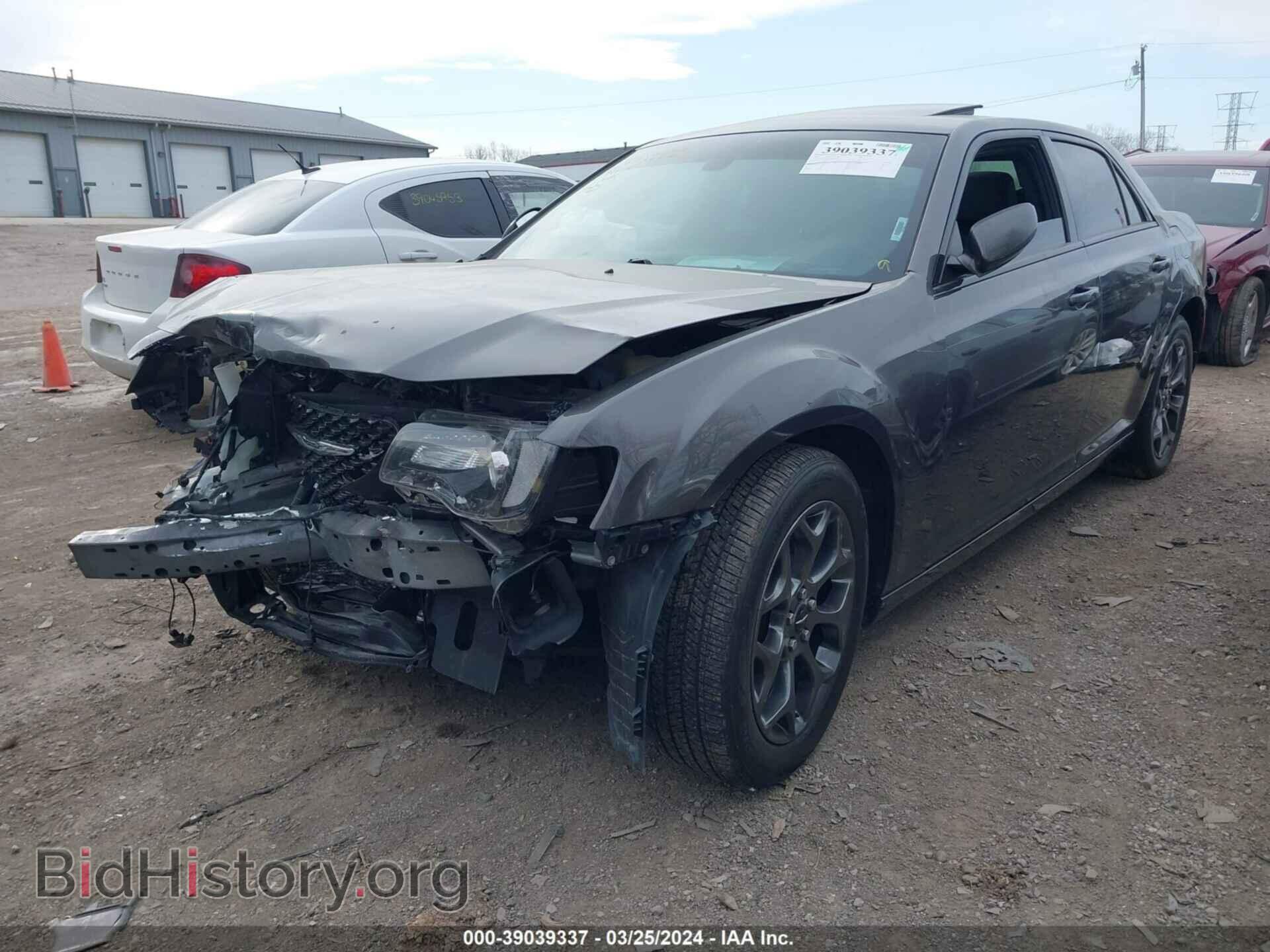 2017 CHRYSLER 300 - VIN: 2C3CCAGG5HH648006 - Фото 17