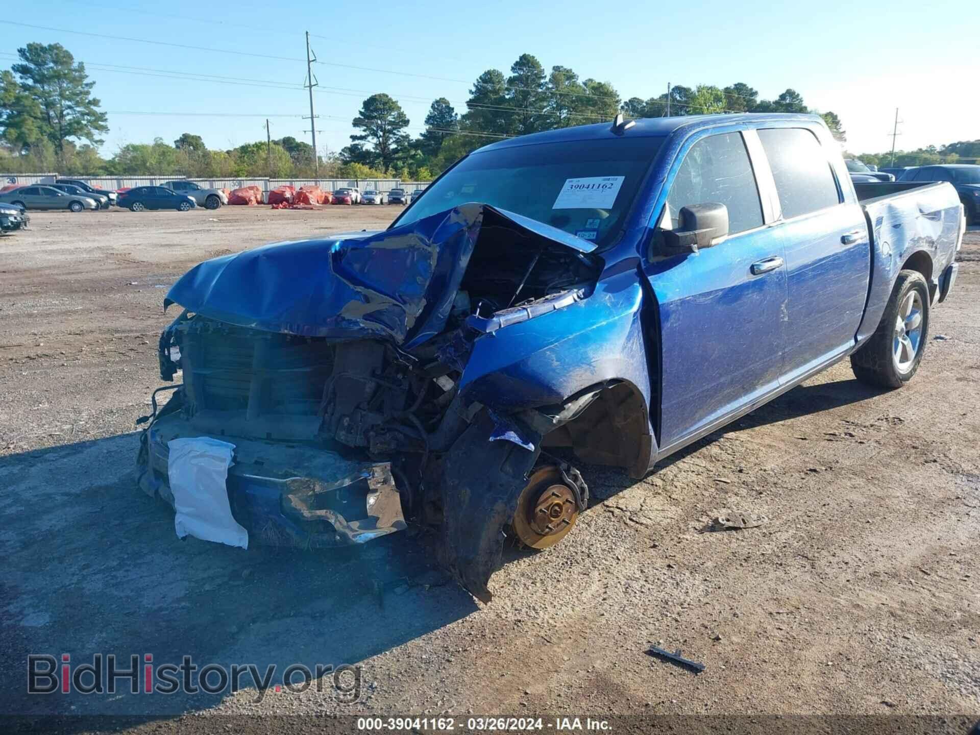 2016 RAM 1500 - VIN: 3C6RR7LT2GG320638 - Фото 2