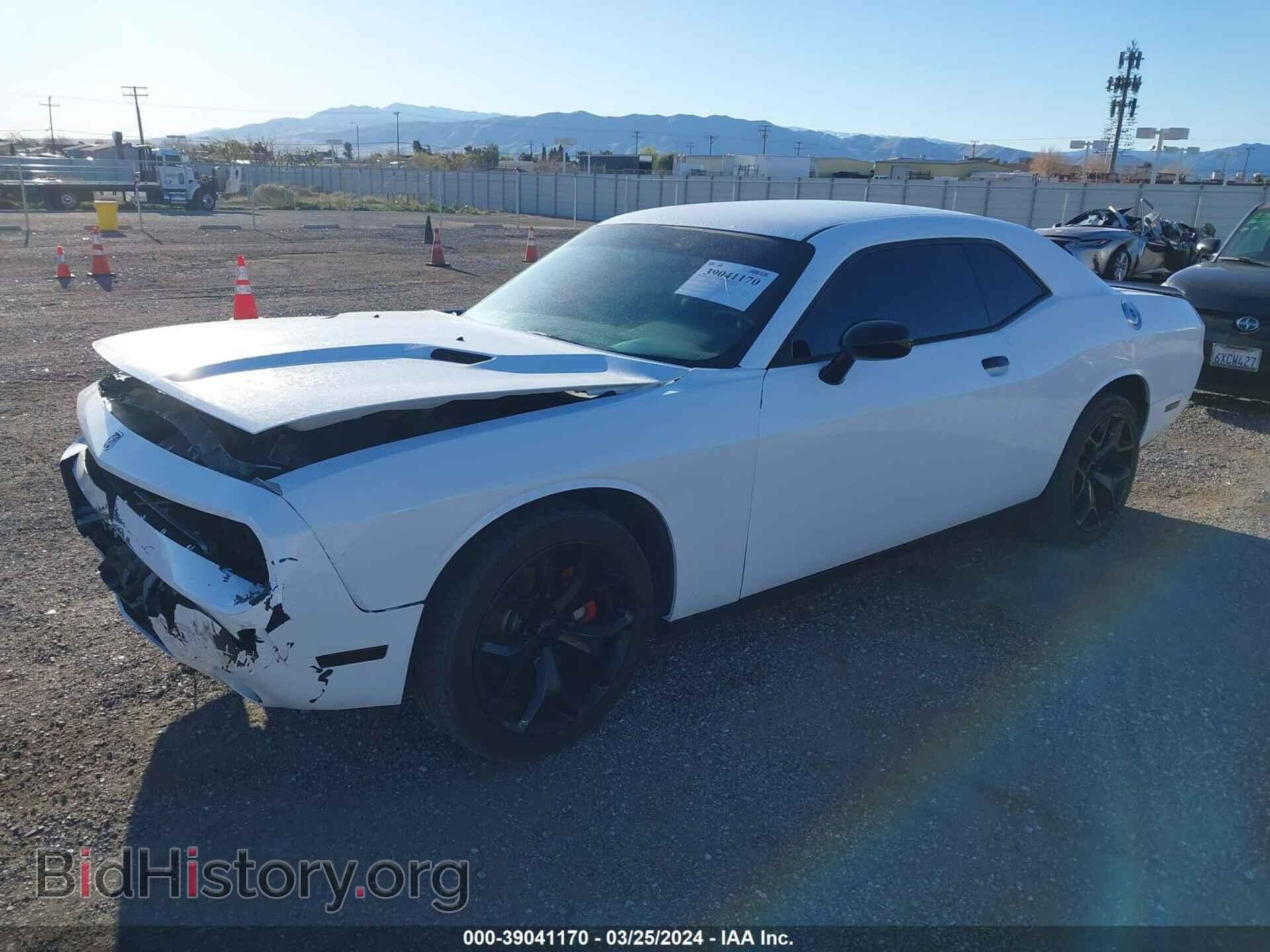 2014 DODGE CHALLENGER - VIN: 2C3CDYAG4EH104459 - Фото 2