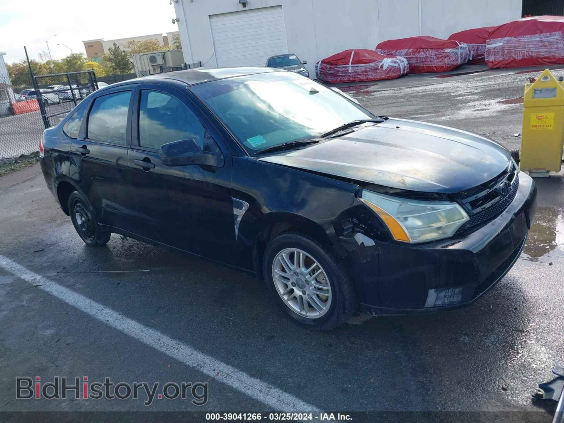 Photo 1FAHP35N38W111144 - FORD FOCUS 2008