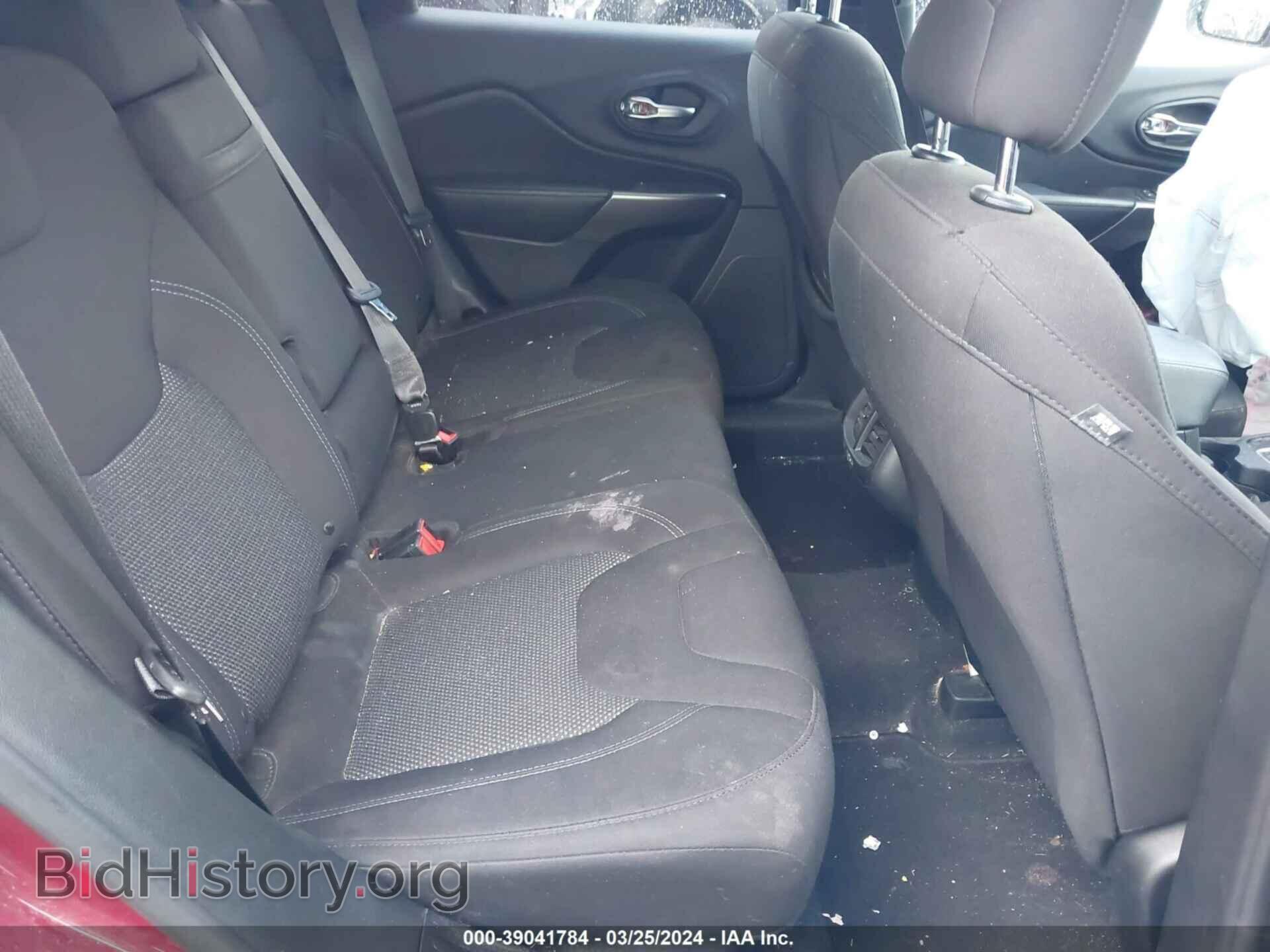 2019 JEEP CHEROKEE - VIN: 1C4PJLCB1KD340392 - Фото 8