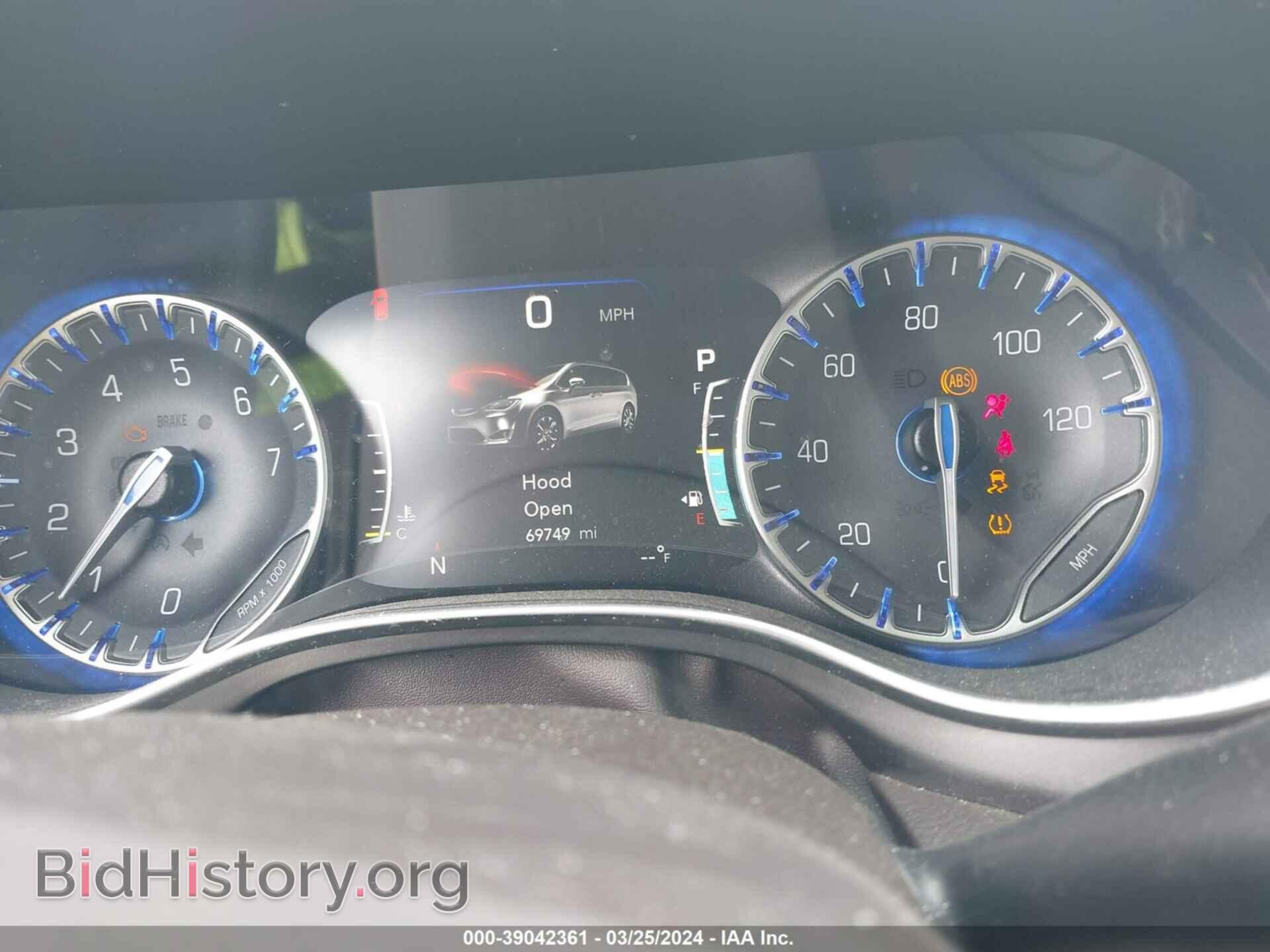 2018 CHRYSLER PACIFICA - VIN: 2C4RC1EG8JR338604 - Photo 7