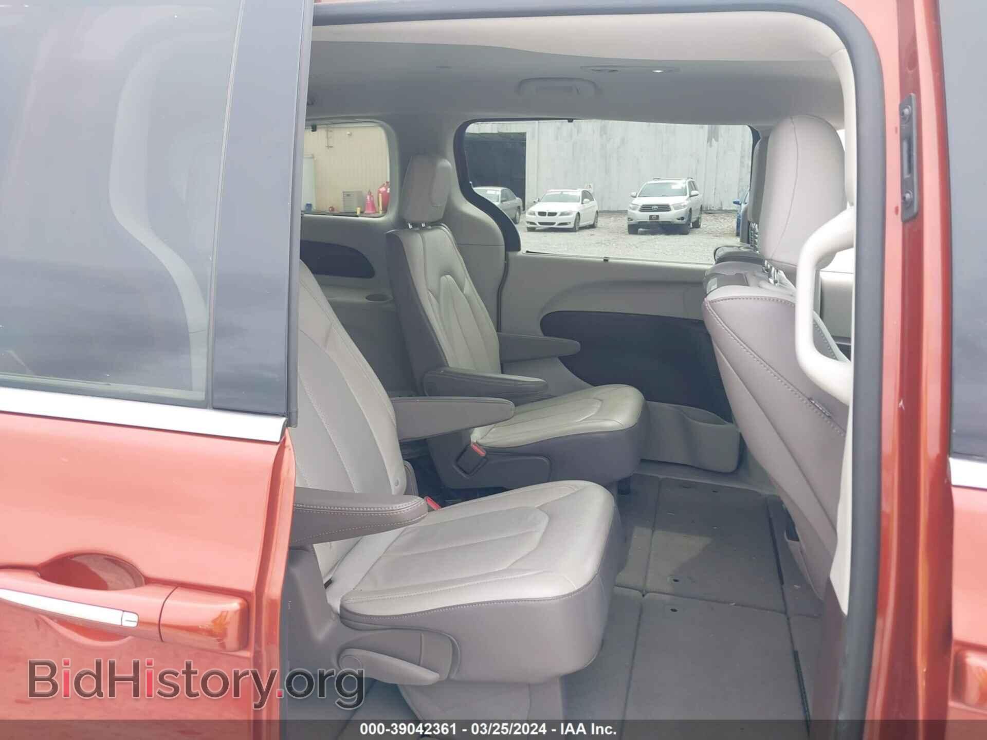 2018 CHRYSLER PACIFICA - VIN: 2C4RC1EG8JR338604 - Photo 8