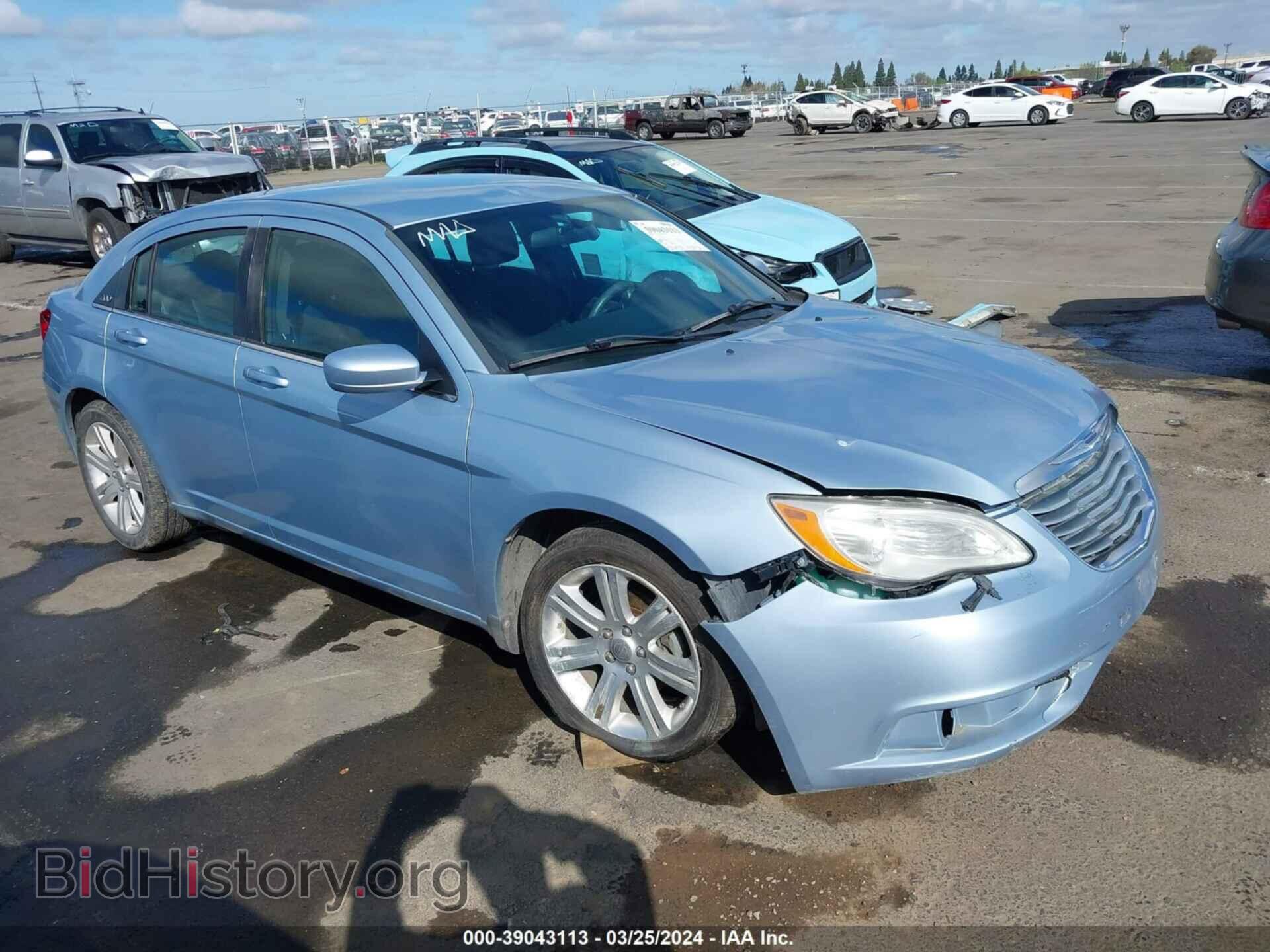 Фотография 1C3CCBAB9DN698640 - CHRYSLER 200 2013