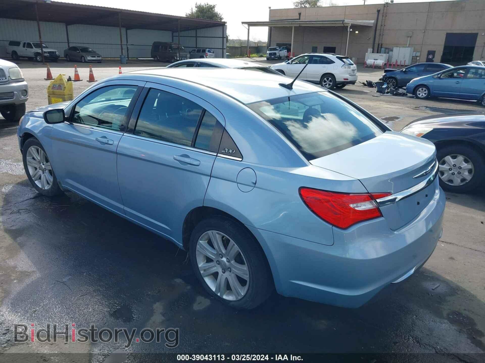 2013 CHRYSLER 200 - VIN: 1C3CCBAB9DN698640 - Фото 3