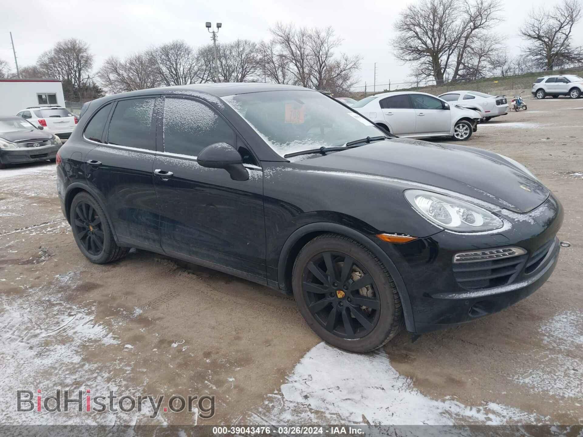 Photo WP1AB2A2XBLA50933 - PORSCHE CAYENNE 2011