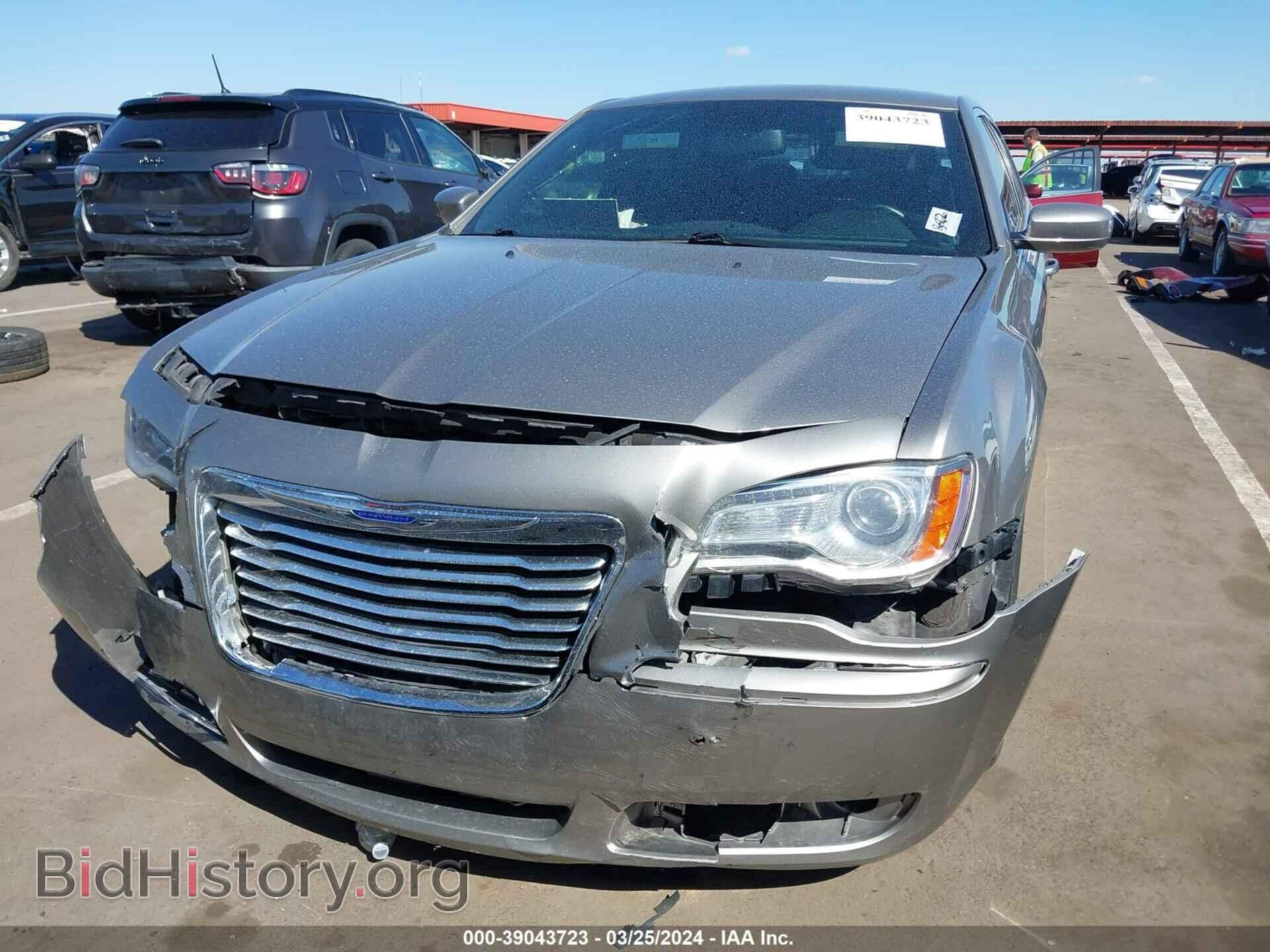 2014 CHRYSLER 300 - VIN: 2C3CCAAG5EH164941 - Фото 12