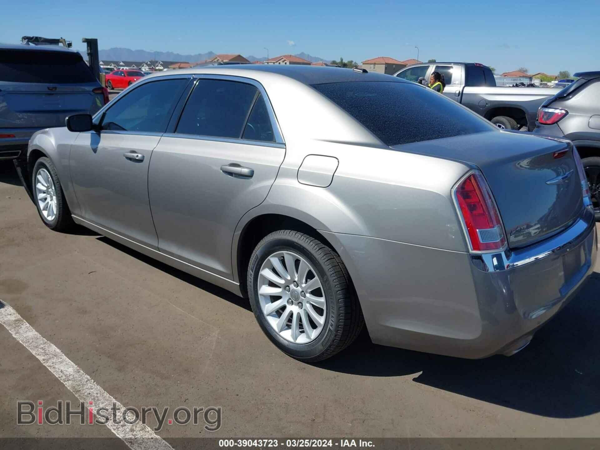 2014 CHRYSLER 300 - VIN: 2C3CCAAG5EH164941 - Фото 3