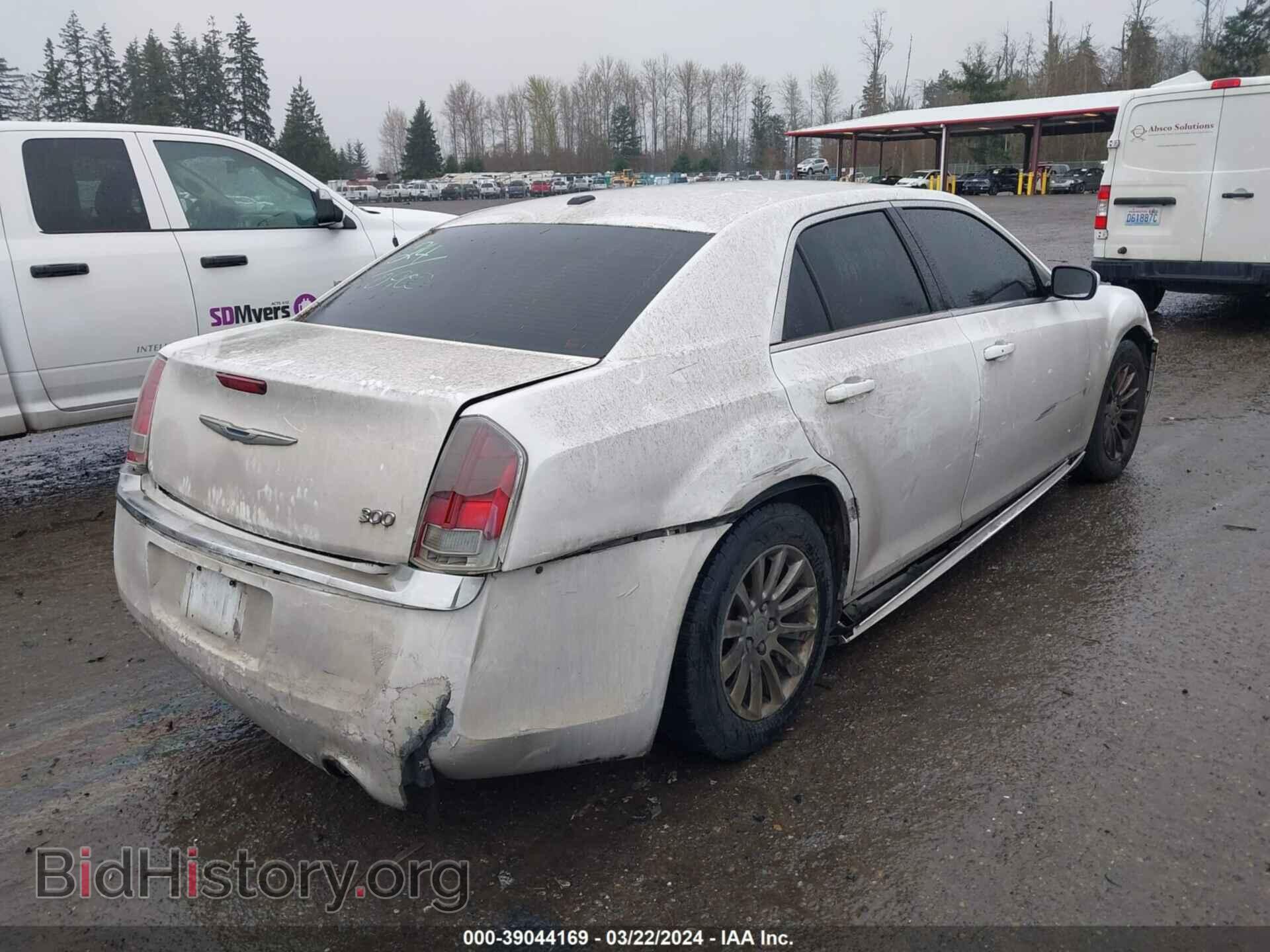 2013 CHRYSLER 300 - VIN: 2C3CCAAG1DH606919 - Фото 4