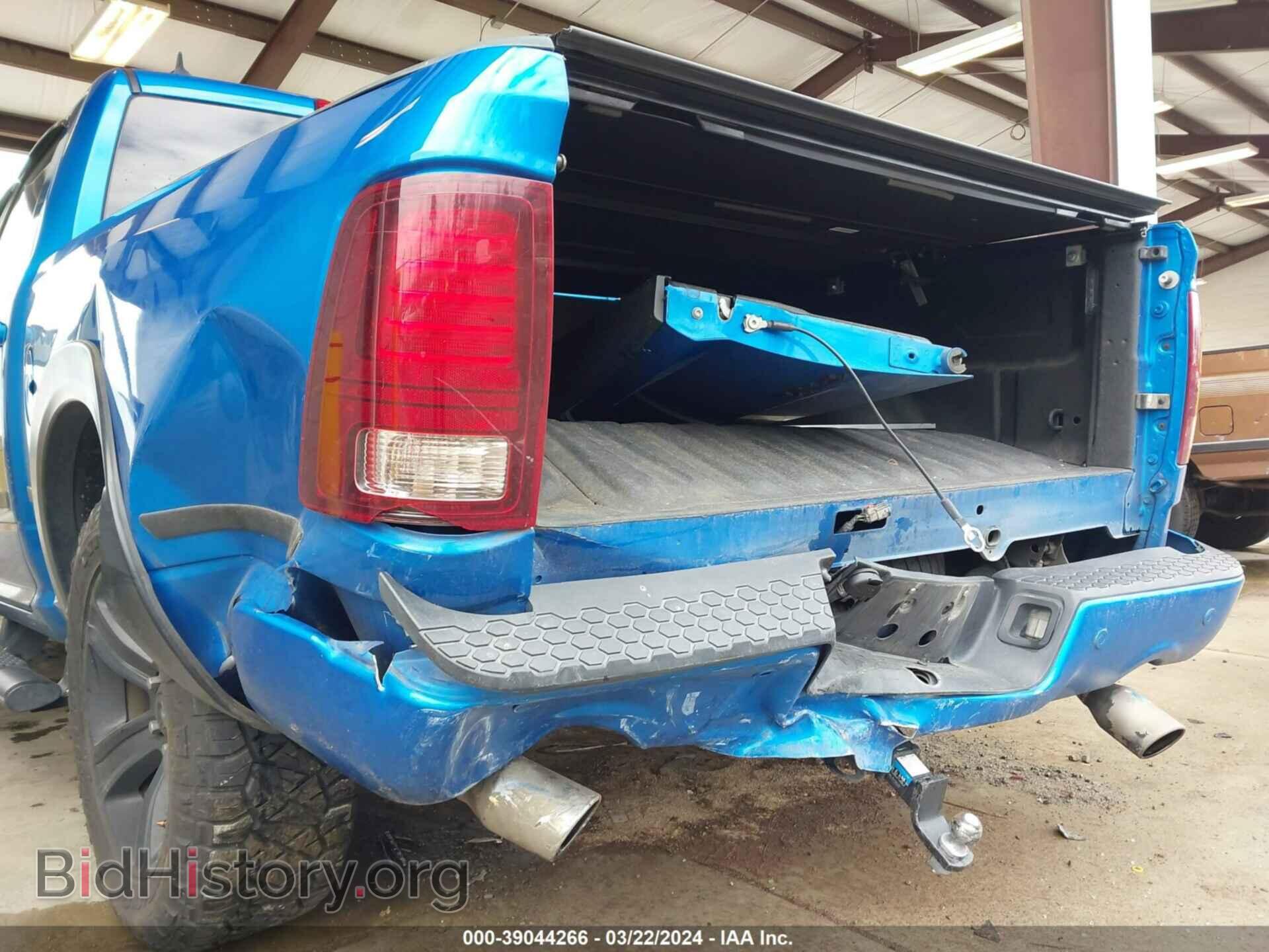 2018 RAM 1500 - VIN: 1C6RR7MT7JS220064 - Фото 6