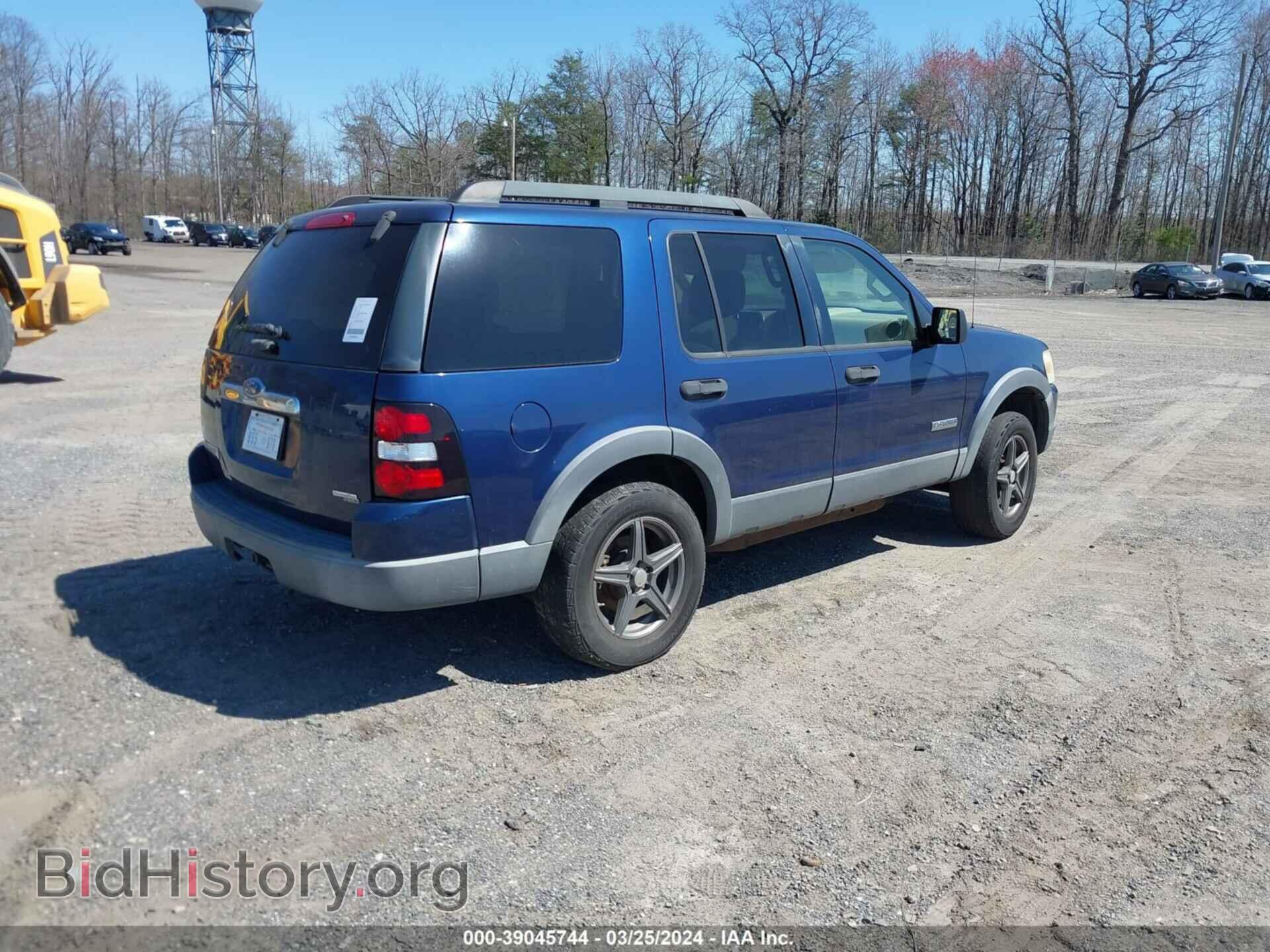 2006 FORD EXPLORER - VIN: 1FMEU73EX6UA18349 - Фото 4