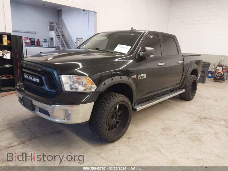 2018 RAM 1500 (VIN 3C6RR7LT8JG178500) — photo 2 of 11