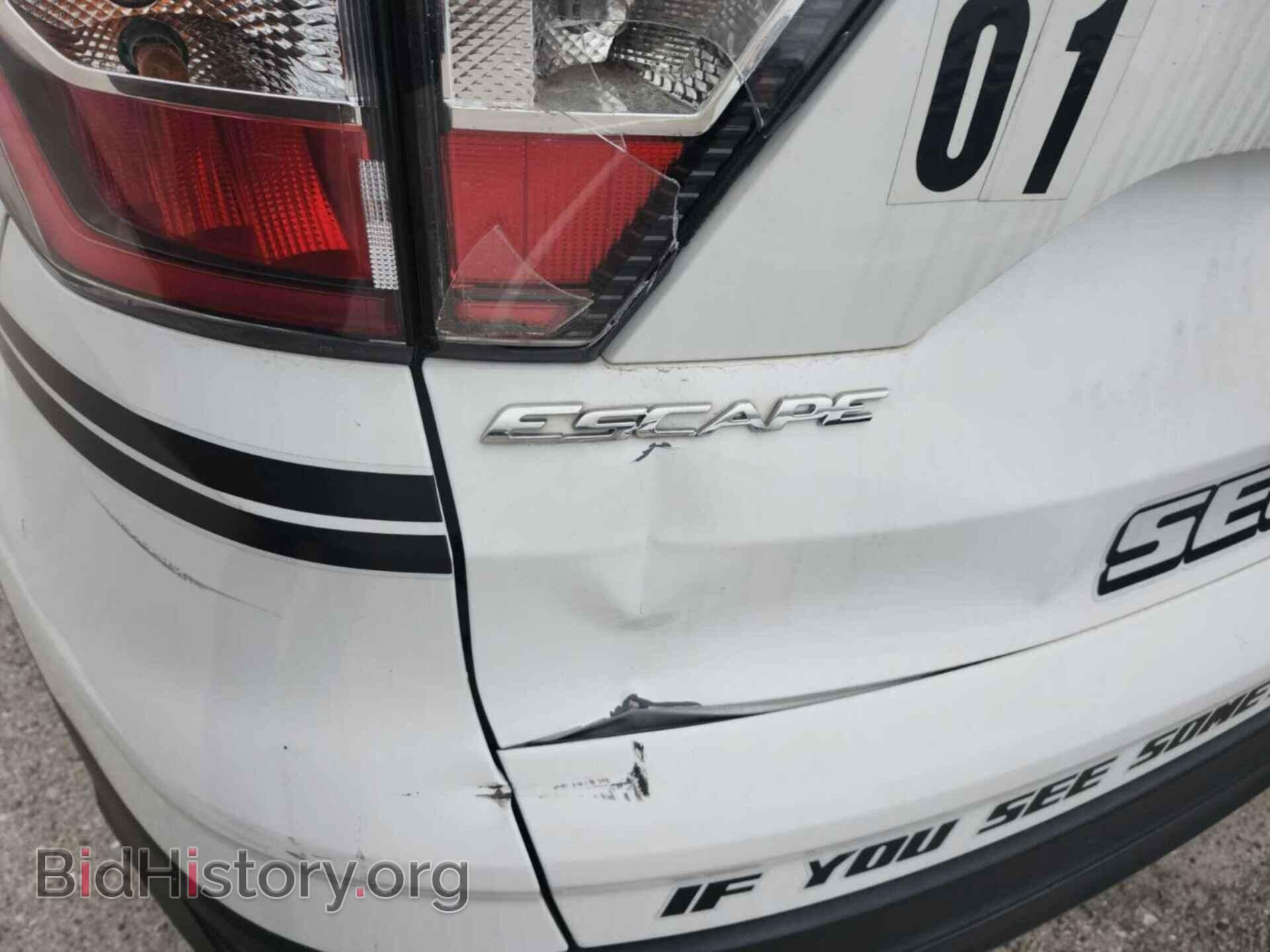 2018 FORD ESCAPE - VIN: 1FMCU0F7XJUC63270 - Фото 21