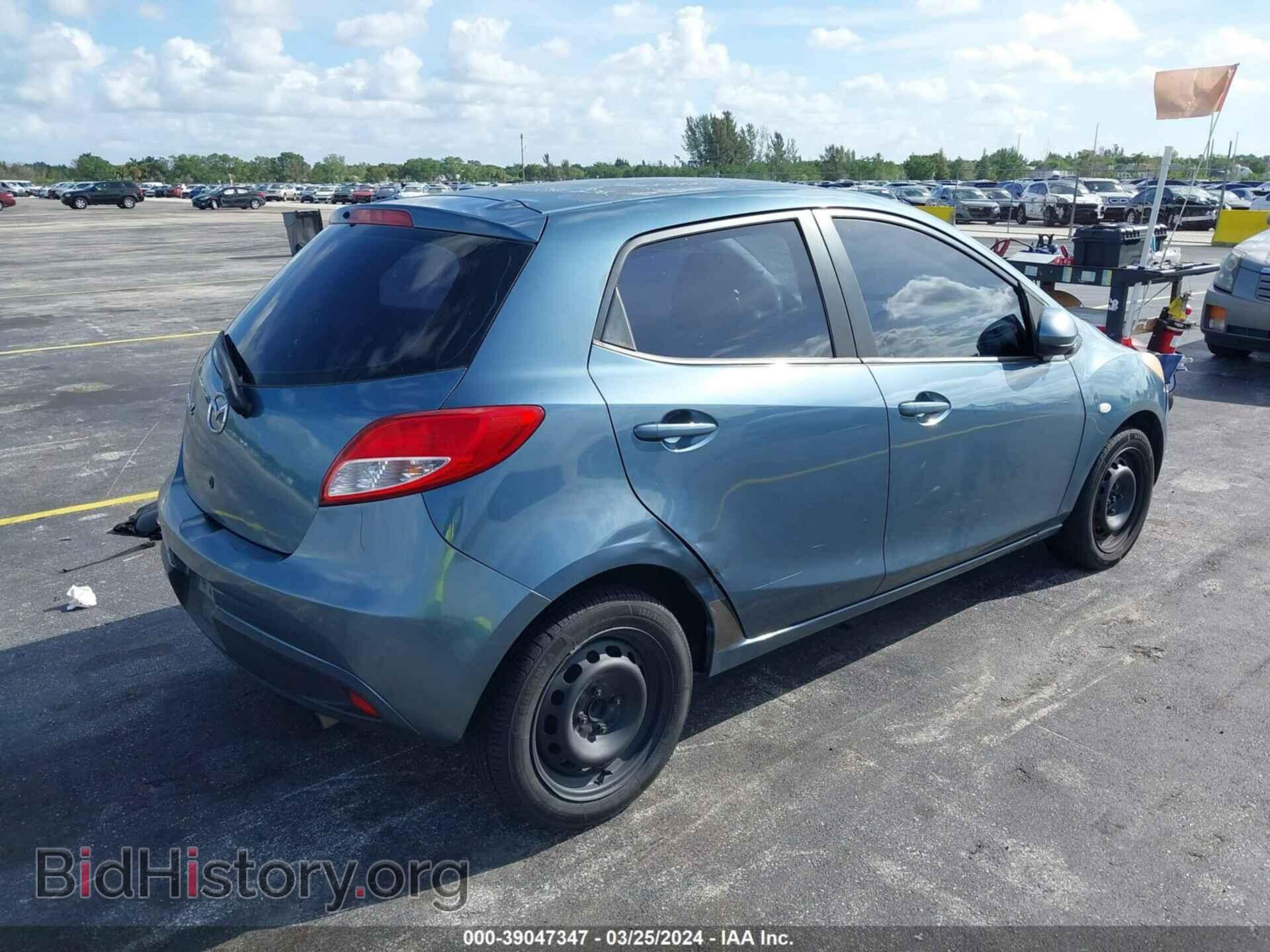 2014 MAZDA MAZDA2 - VIN: JM1DE1KY3E0177371 - Фото 4