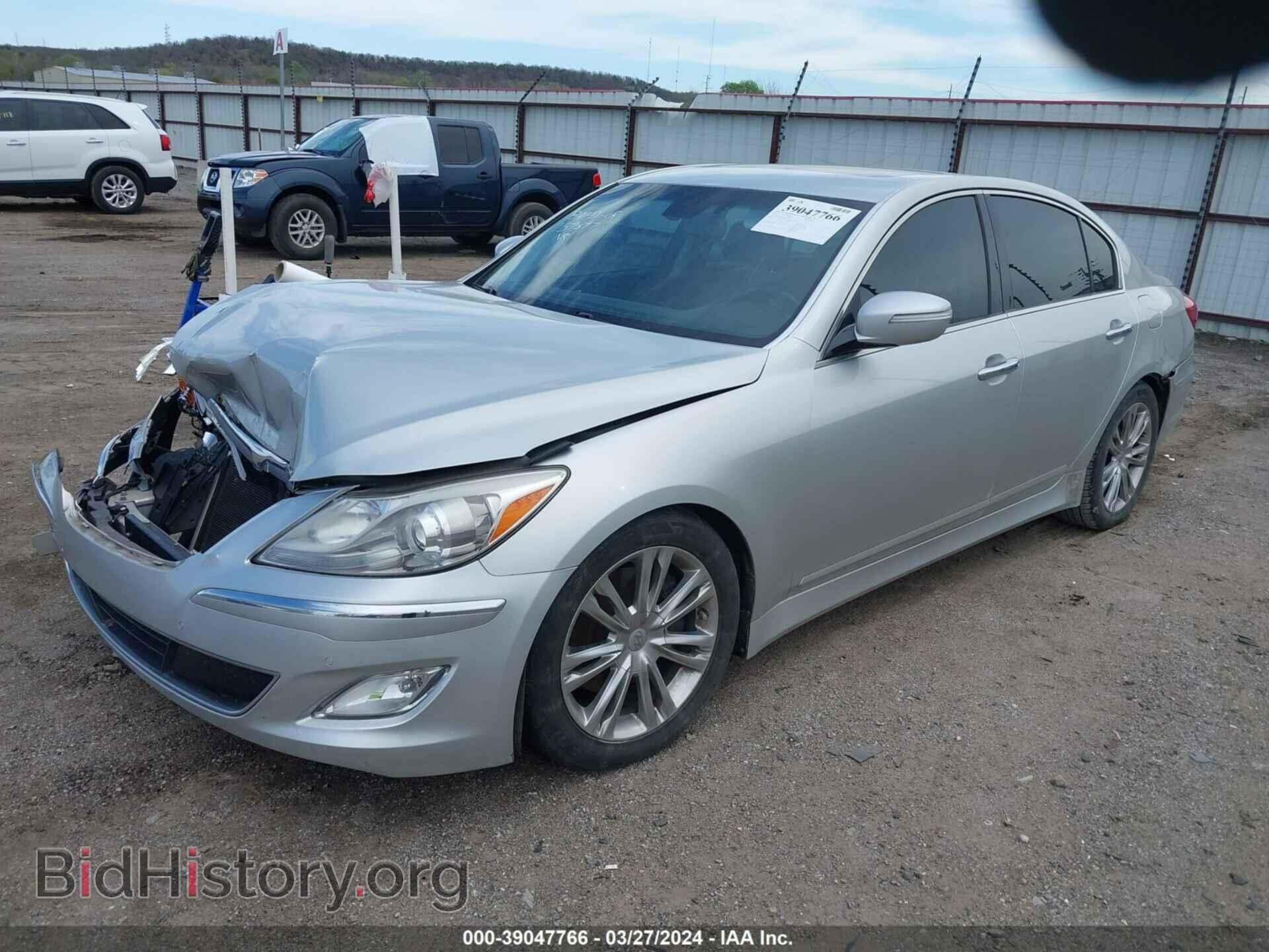 2012 HYUNDAI GENESIS - VIN: KMHGC4DD2CU164577 - Фото 2