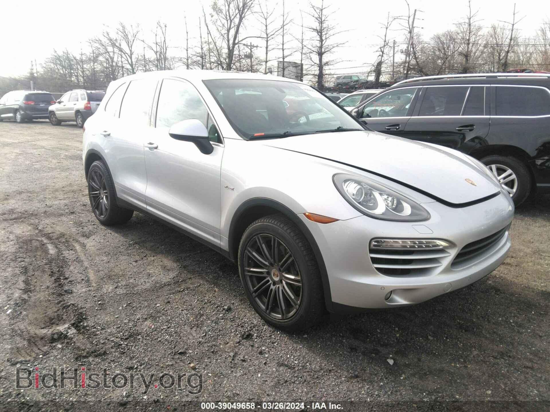 Фотография WP1AF2A26DLA26054 - PORSCHE CAYENNE 2013