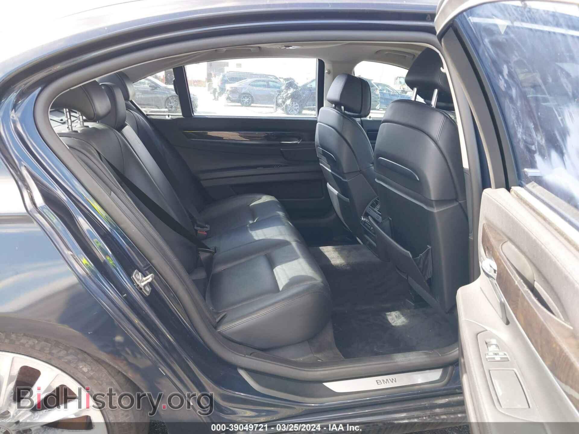 2011 BMW 750LI - VIN: WBAKB8C58BC851678 - Фото 8