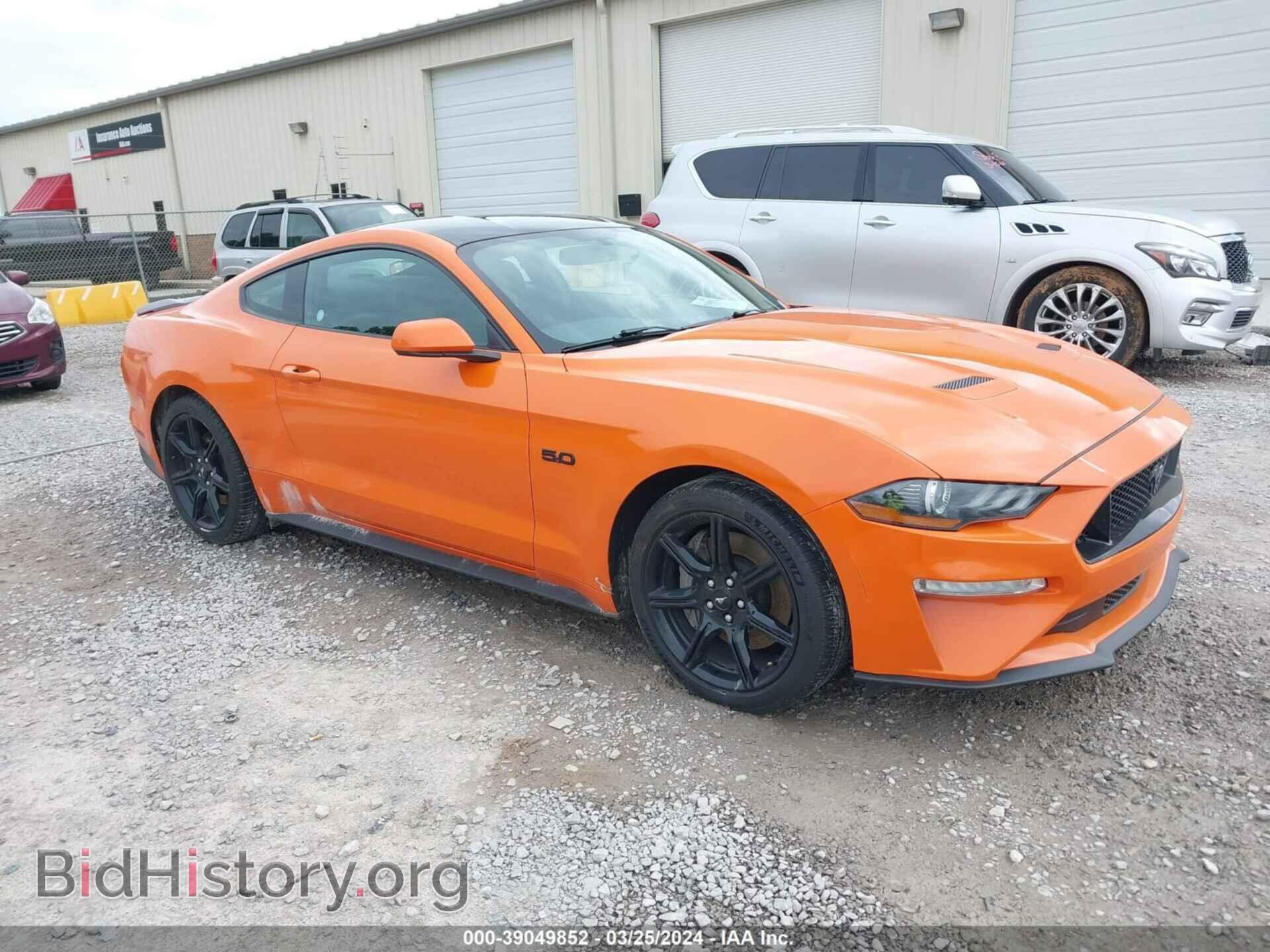 Photo 1FA6P8CF2L5121369 - FORD MUSTANG 2020