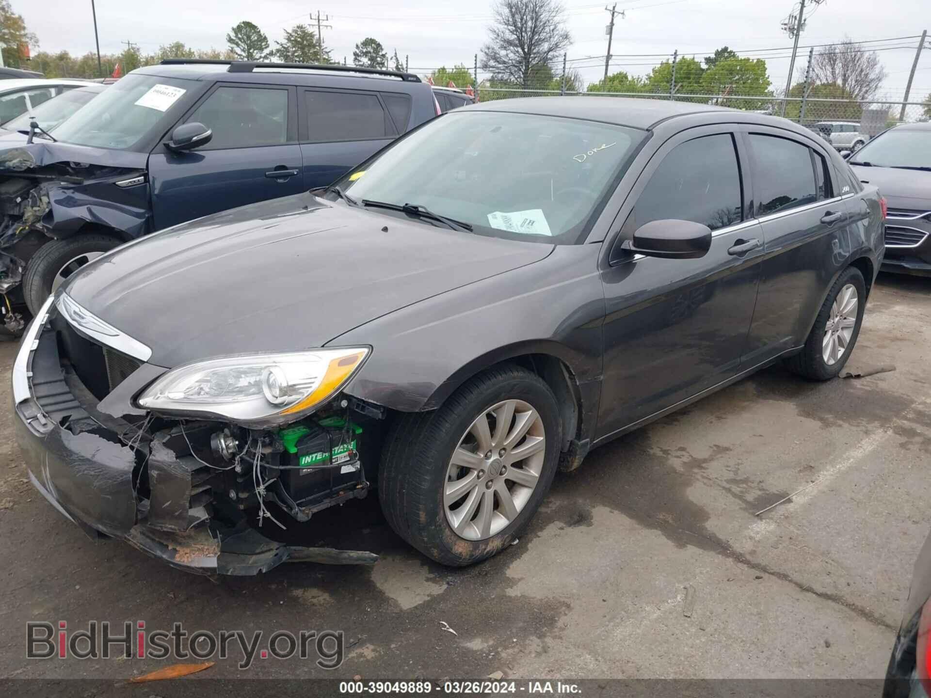 2014 CHRYSLER 200 - VIN: 1C3CCBBB4EN185473 - Photo 2