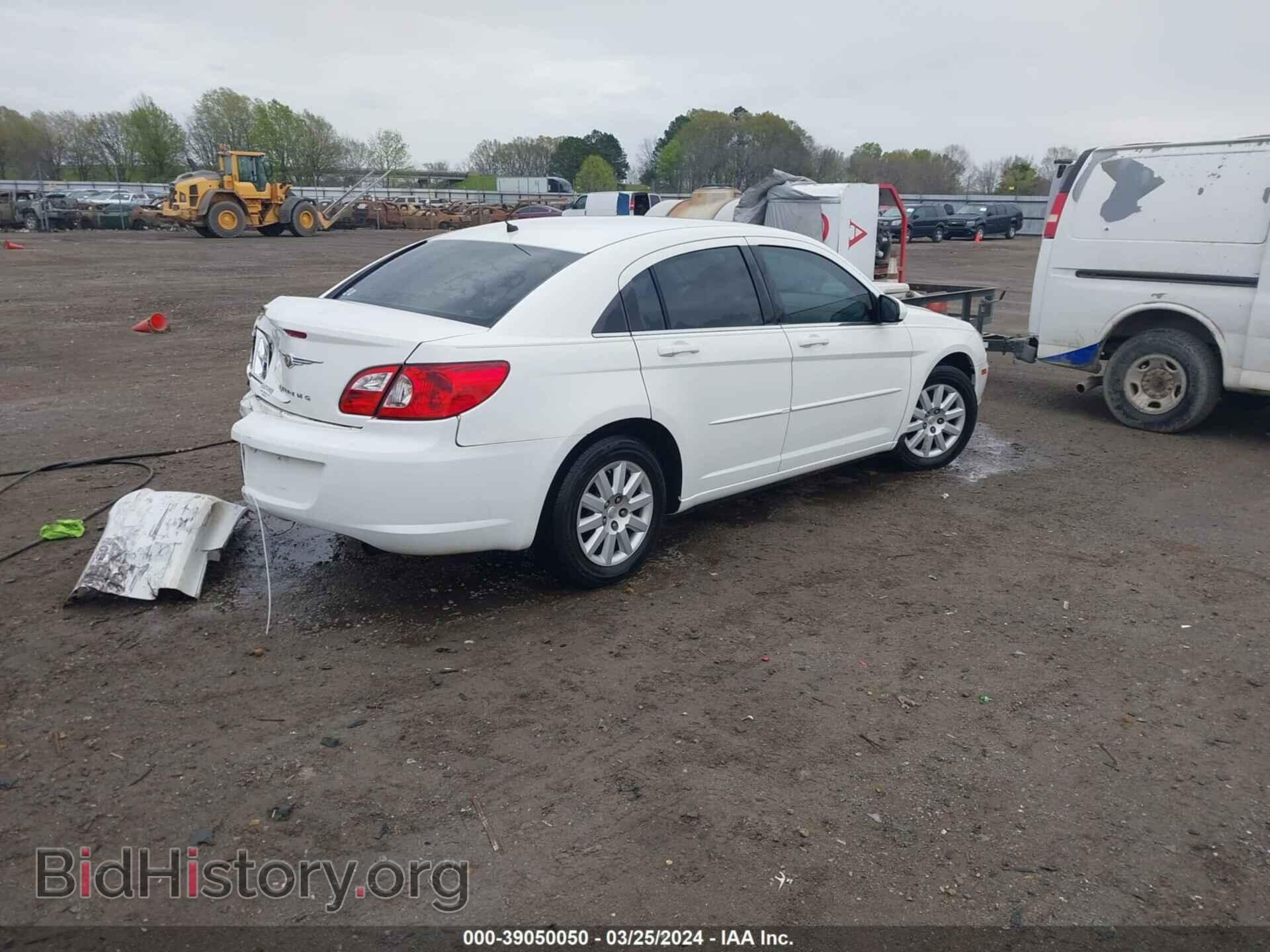 2007 CHRYSLER SEBRING - VIN: 1C3LC46K47N558021 - Фото 4