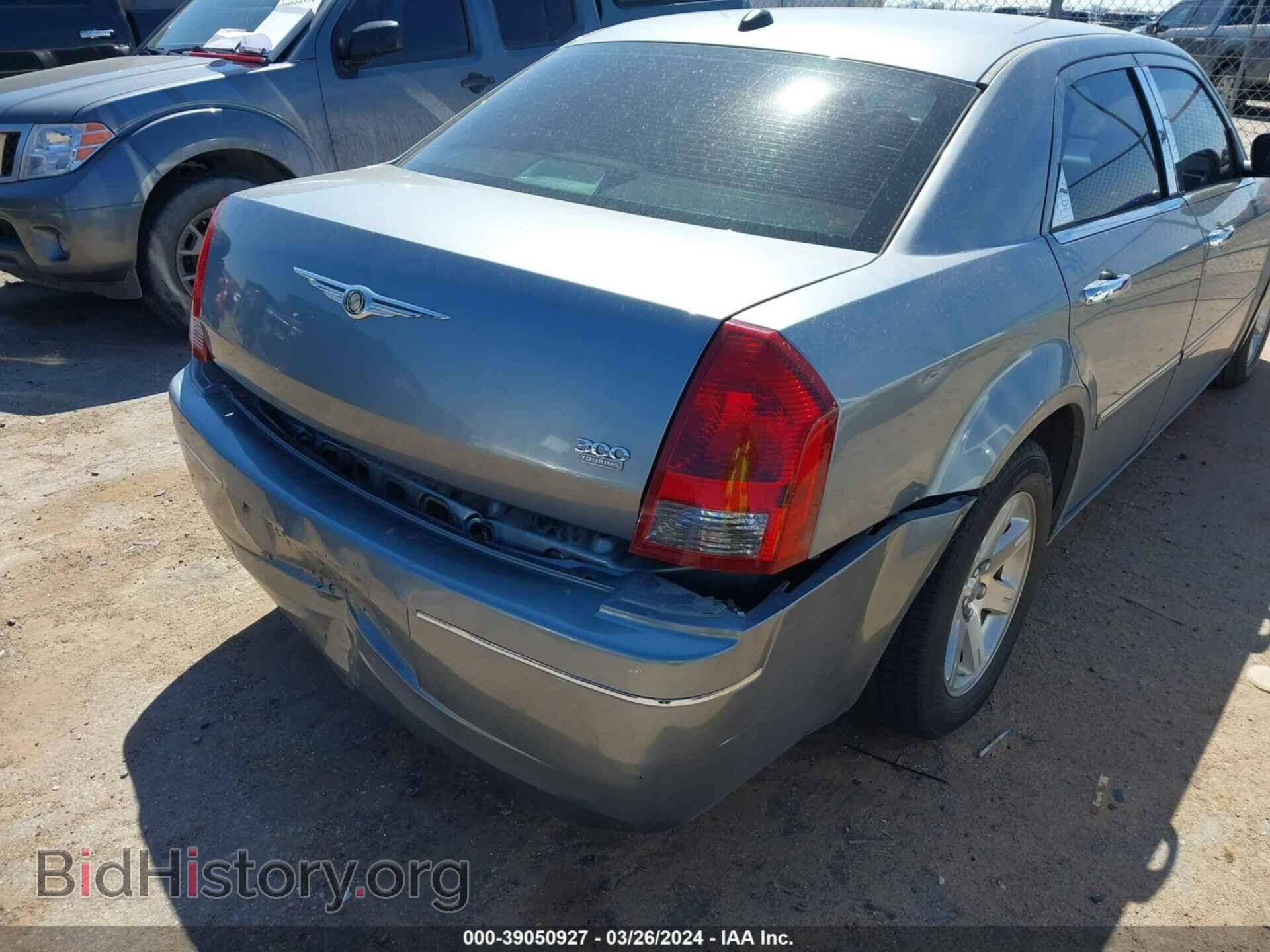 2006 CHRYSLER 300 - VIN: 2C3KA53G46H230077 - Фото 6