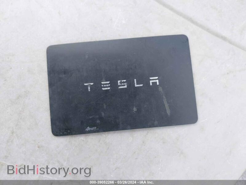 2022 Tesla MODEL X (VIN 7SAXCDE54NF341852) — photo 11 of 16