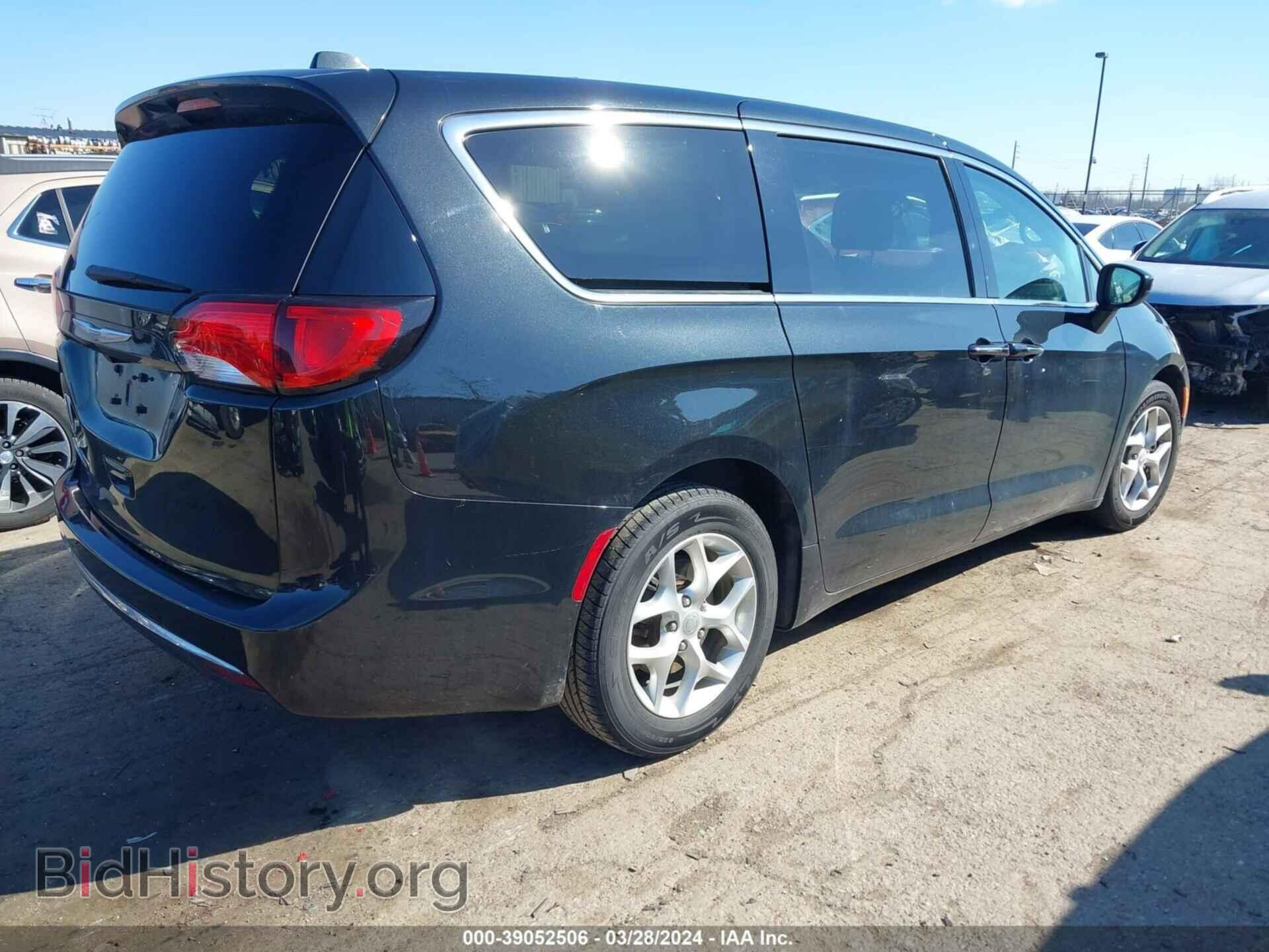 2017 CHRYSLER PACIFICA - VIN: 2C4RC1BG4HR817021 - Photo 4