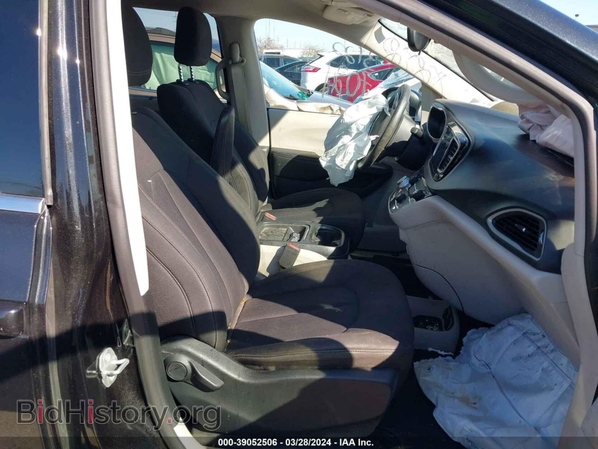 2017 CHRYSLER PACIFICA - VIN: 2C4RC1BG4HR817021 - Photo 5