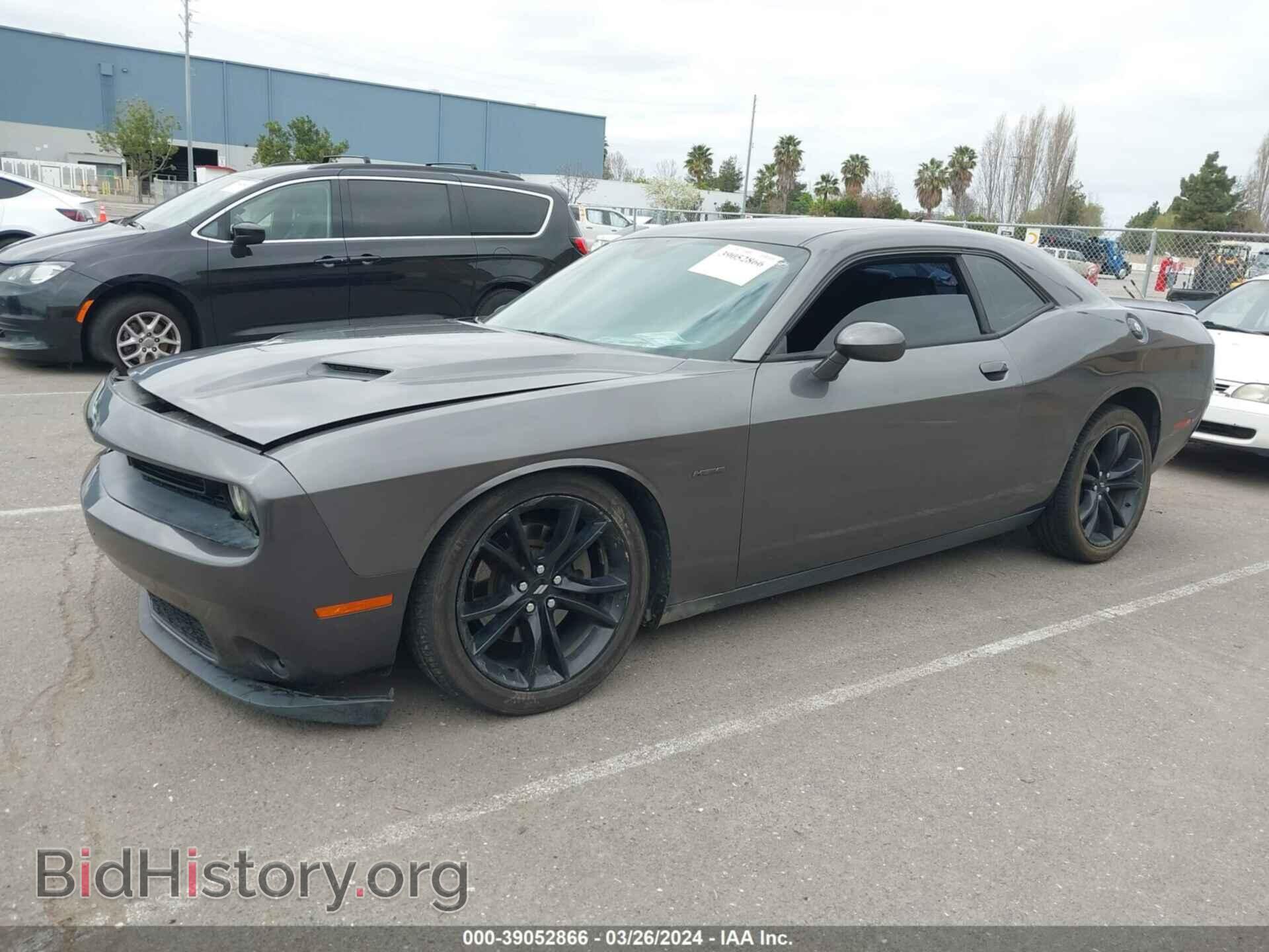 2018 DODGE CHALLENGER - VIN: 2C3CDZBT1JH138676 - Photo 2
