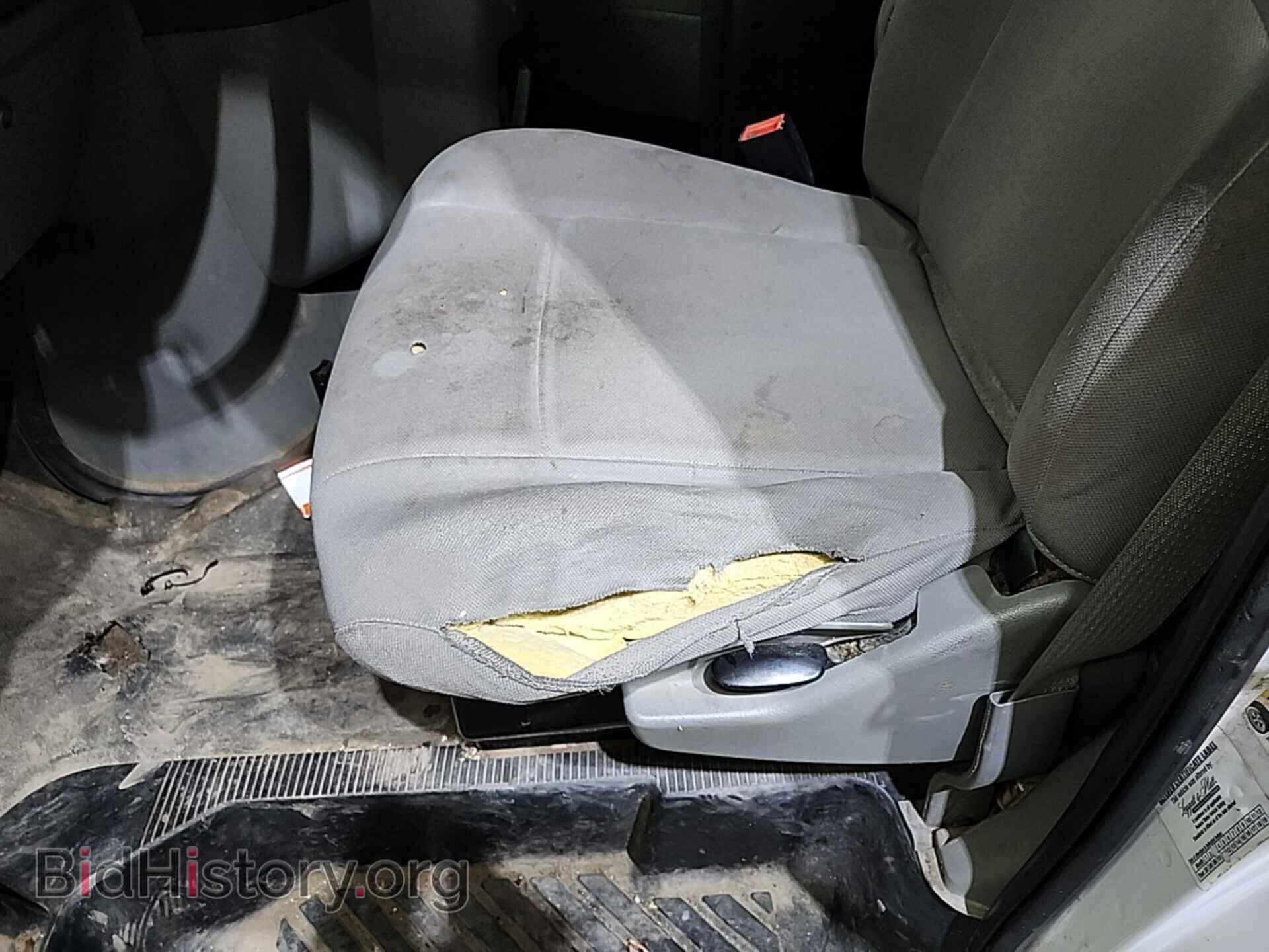 2011 FORD E-250 - VIN: 1FTNE2EL3BDA70920 - Photo 2