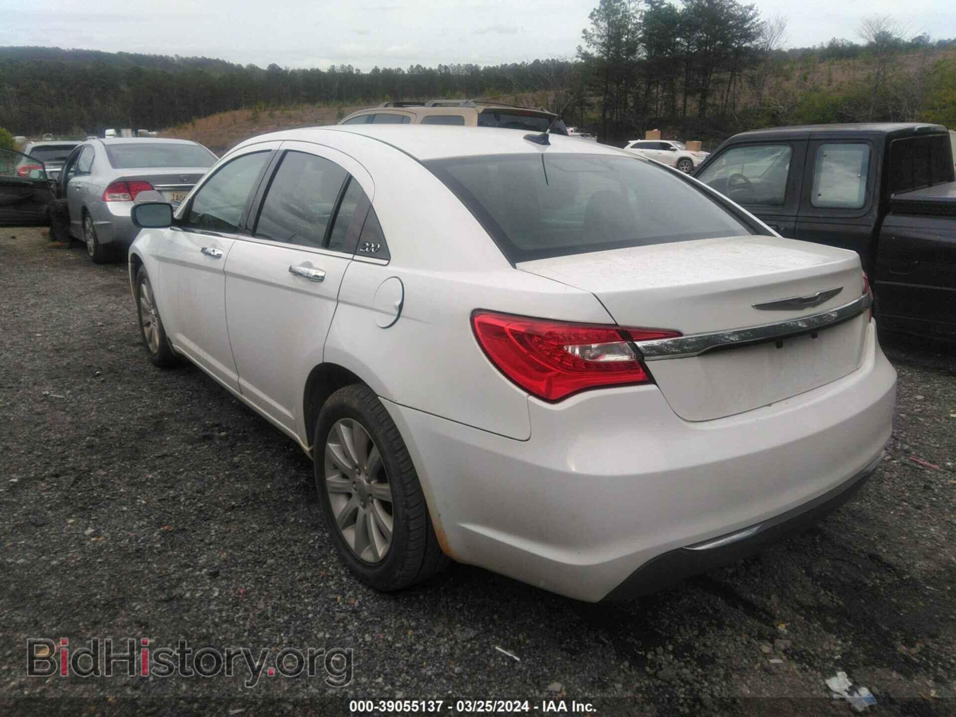 2013 CHRYSLER 200 - VIN: 1C3CCBCB8DN568054 - Фото 3