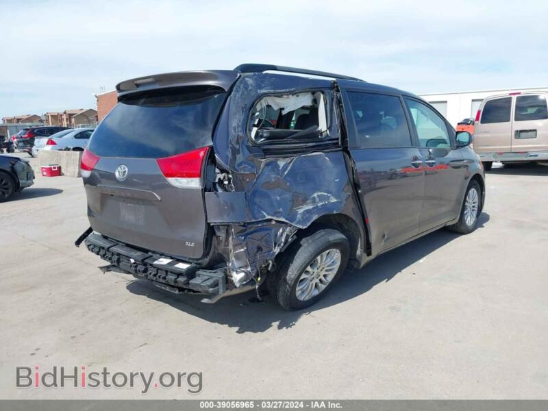 2011 Toyota SIENNA (VIN 5TDYK3DC3BS020438) — фото 4 из 16