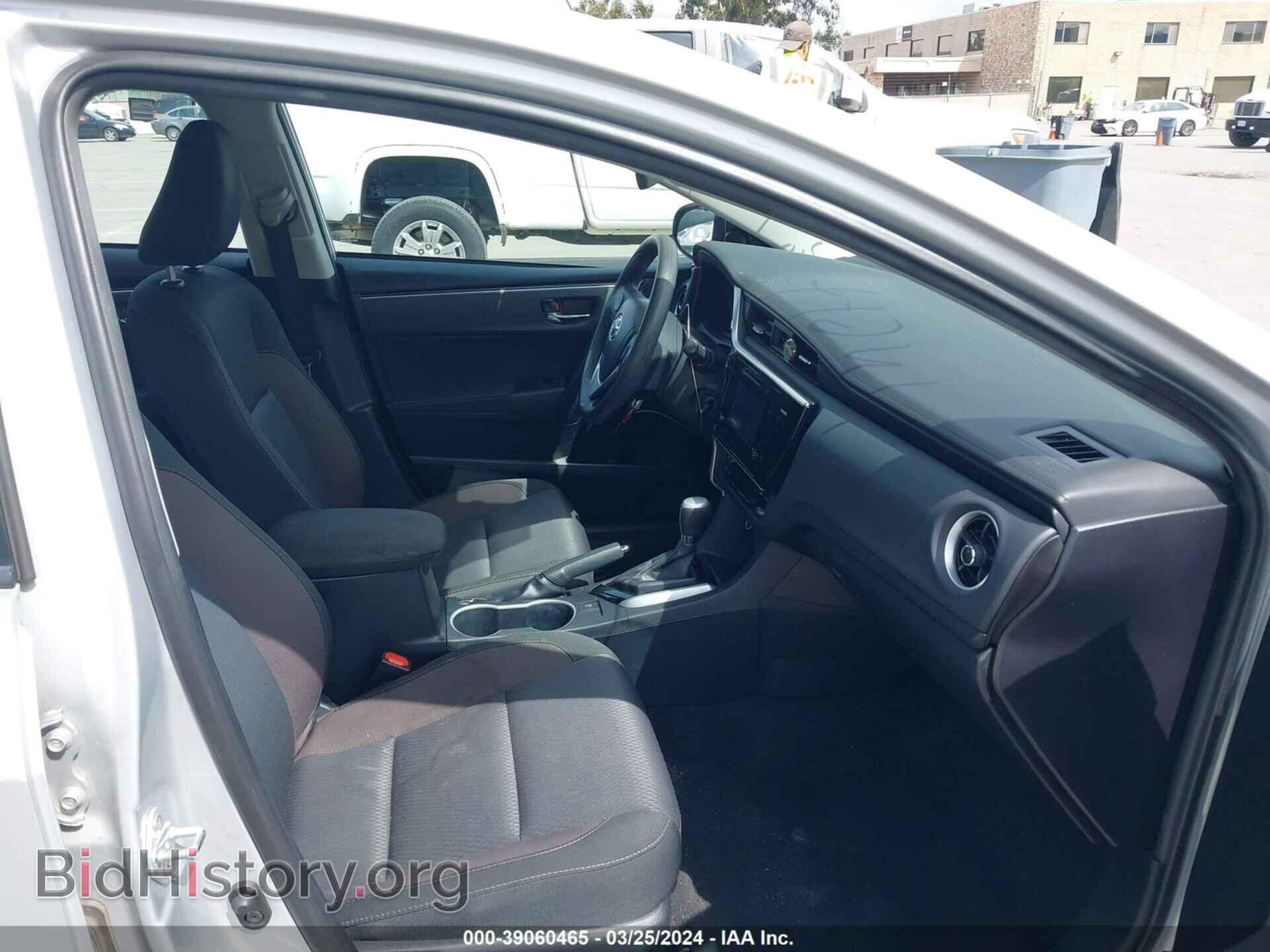 2017 TOYOTA COROLLA - VIN: 2T1BURHEXHC793360 - Фото 5