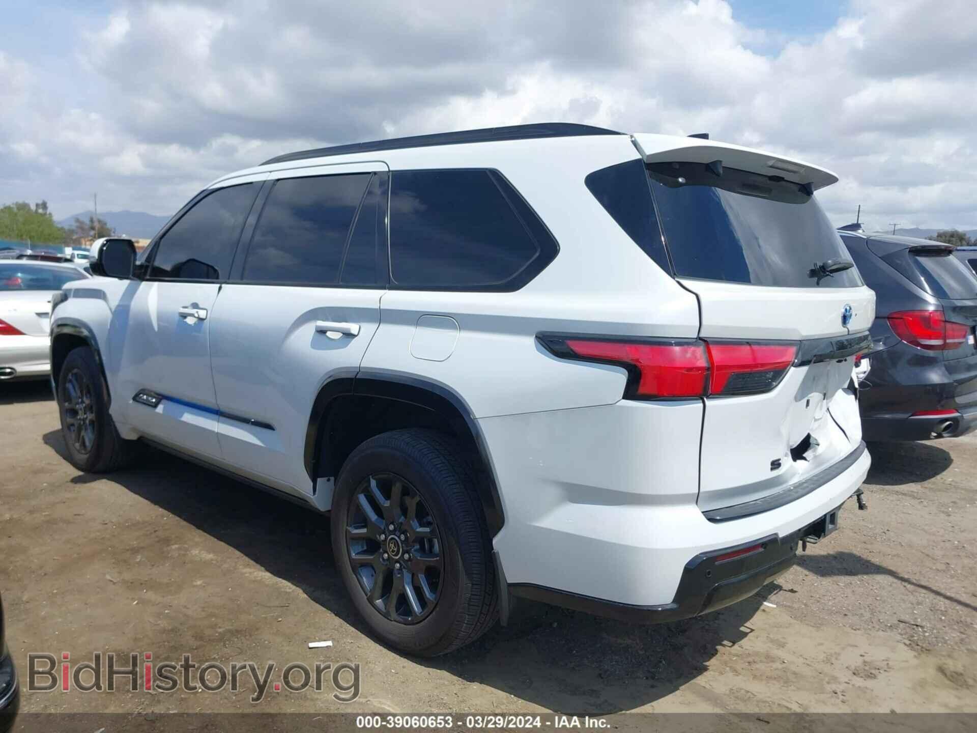 2023 TOYOTA SEQUOIA - VIN: 7SVAAABA3PX004287 - Фото 3