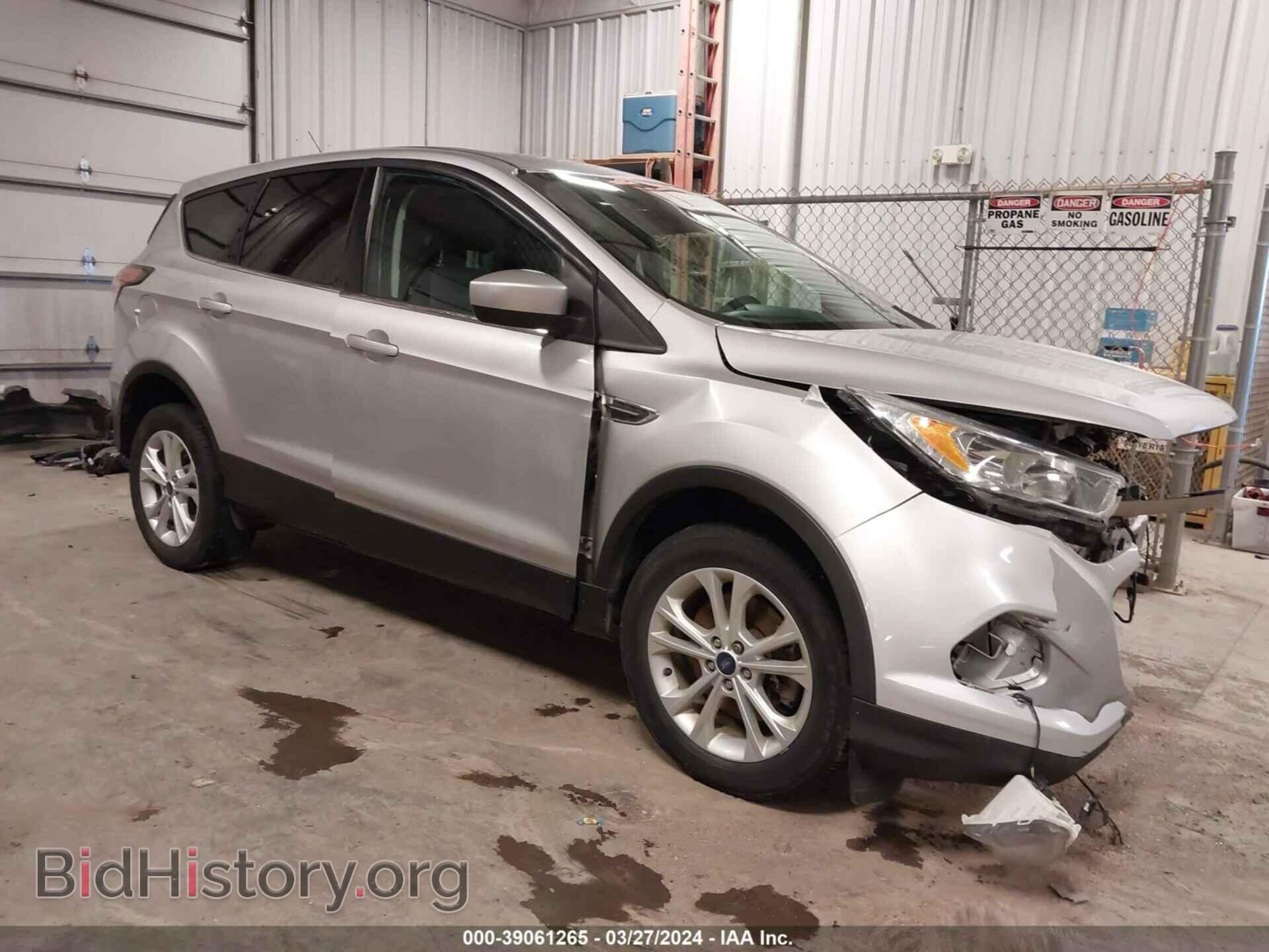 Фотография 1FMCU9GD1HUB06438 - FORD ESCAPE 2017