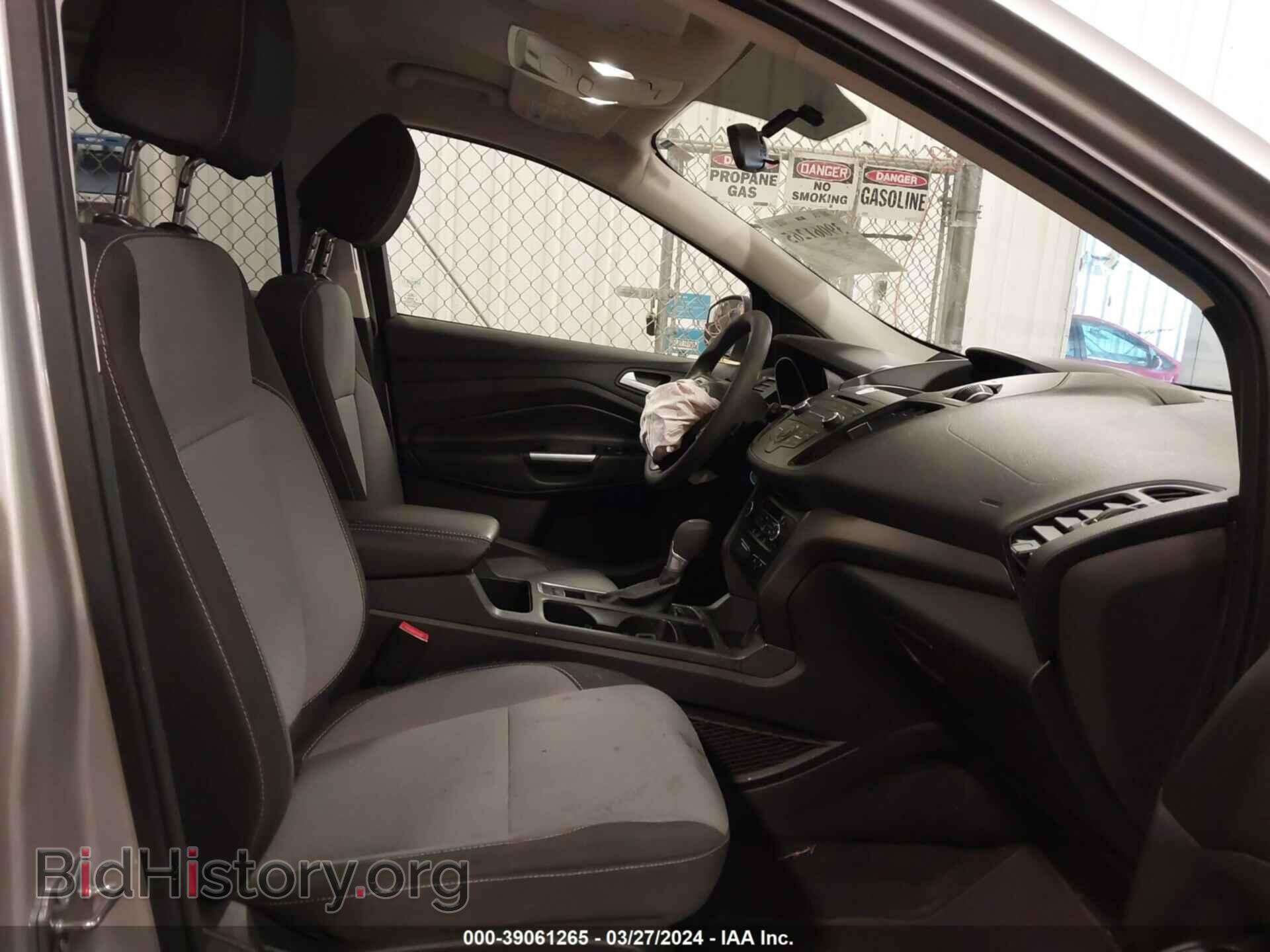 2017 FORD ESCAPE - VIN: 1FMCU9GD1HUB06438 - Photo 5