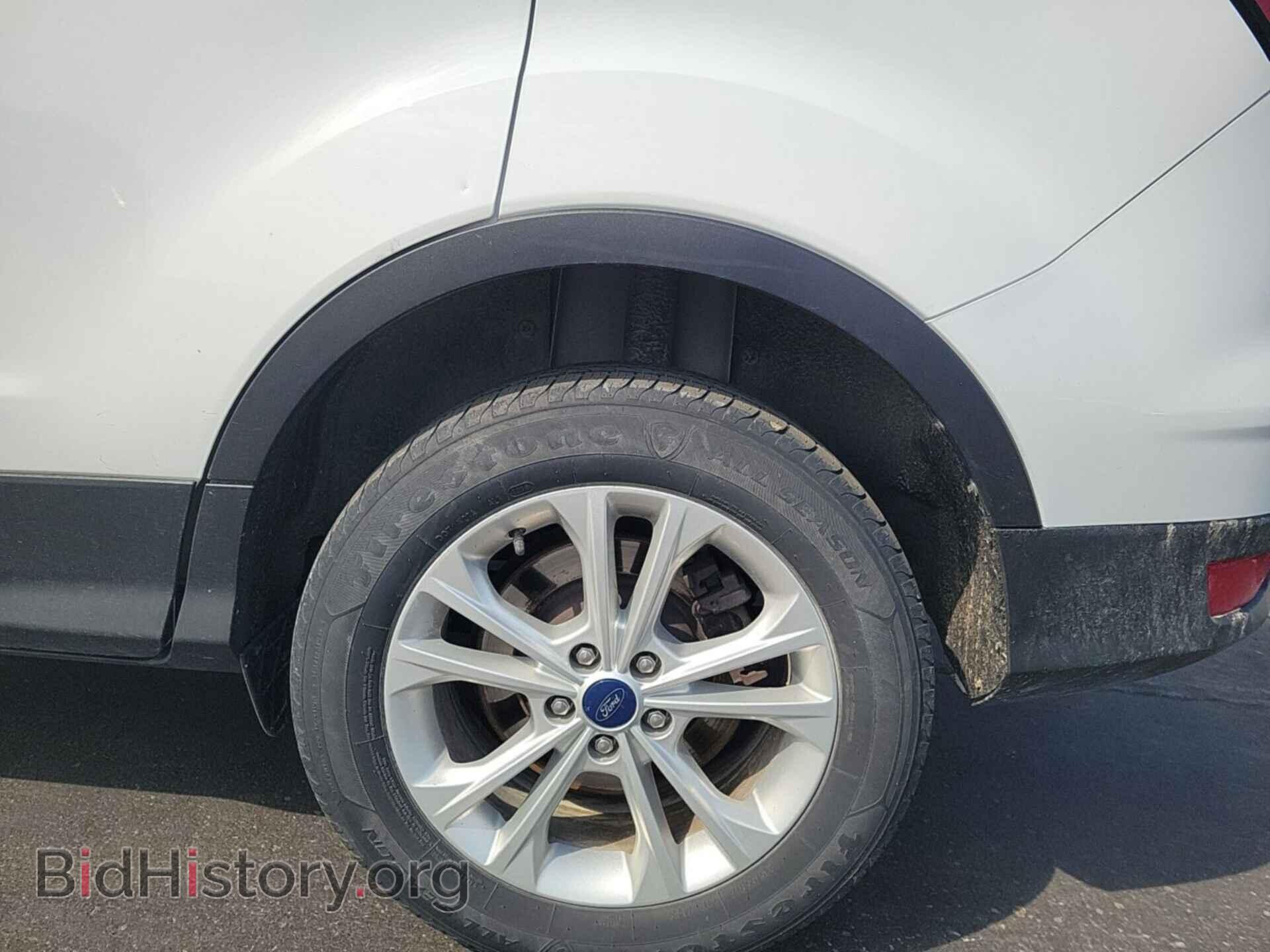 2017 FORD ESCAPE - VIN: 1FMCU9GD9HUC04696 - Фото 3